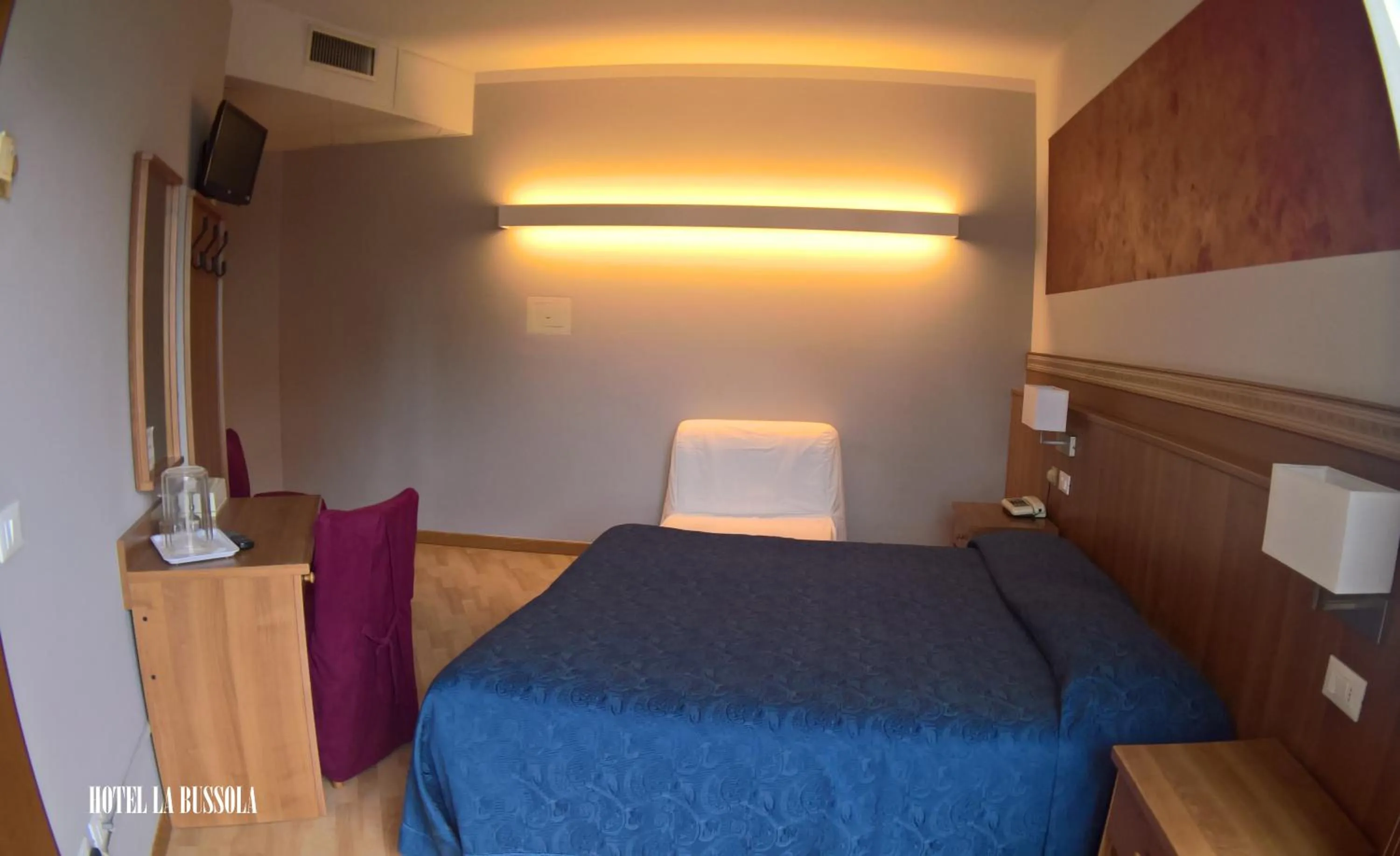 Bed in Hotel La Bussola