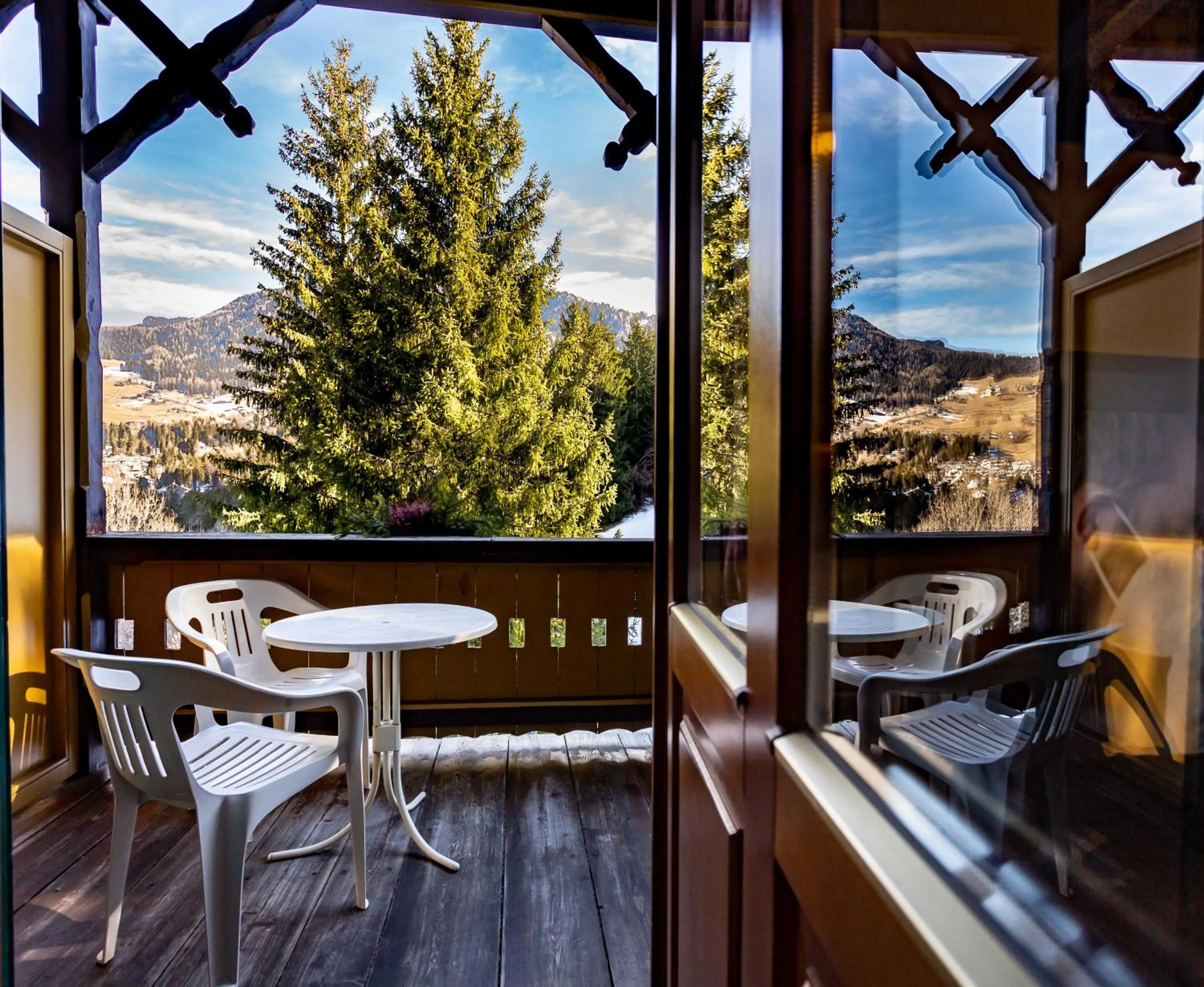 Patio in Hotel Salegg