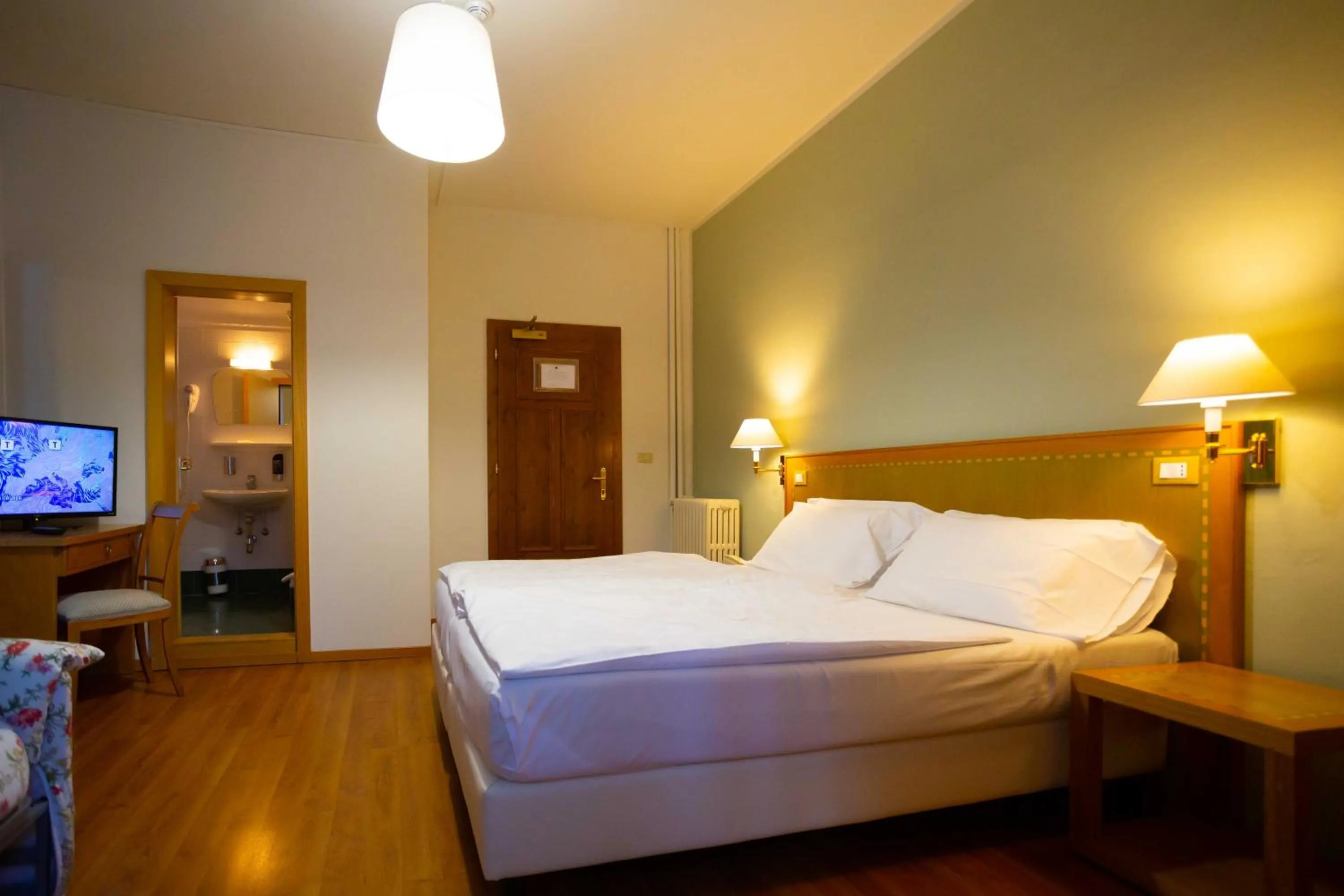 Bedroom, Bed in Hotel Salegg