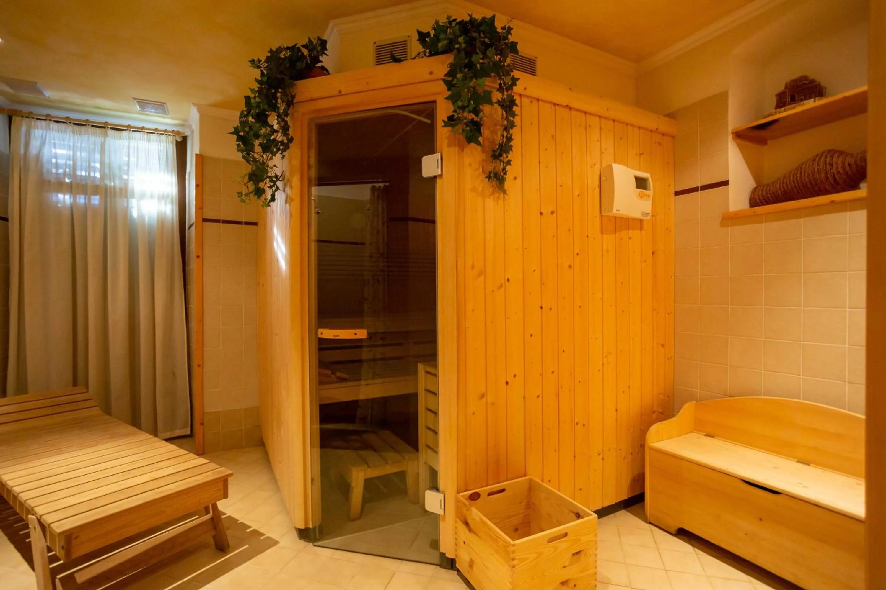 Sauna, Bed in Hotel Salegg