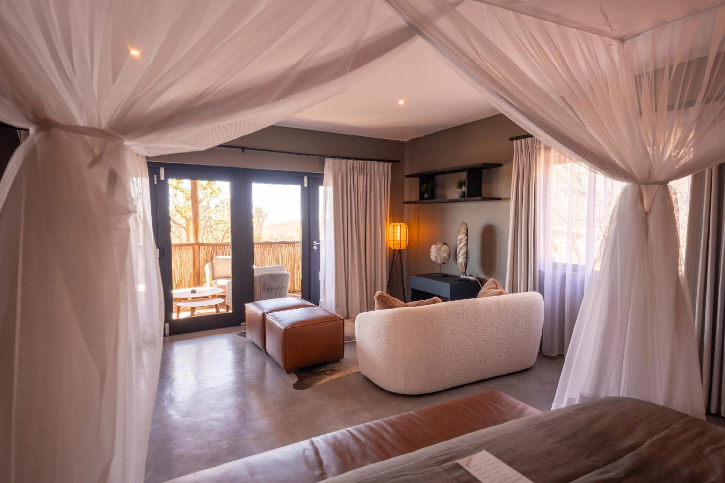 Bedroom, Bed in MHONDORO SAFARI LODGE & VILLA