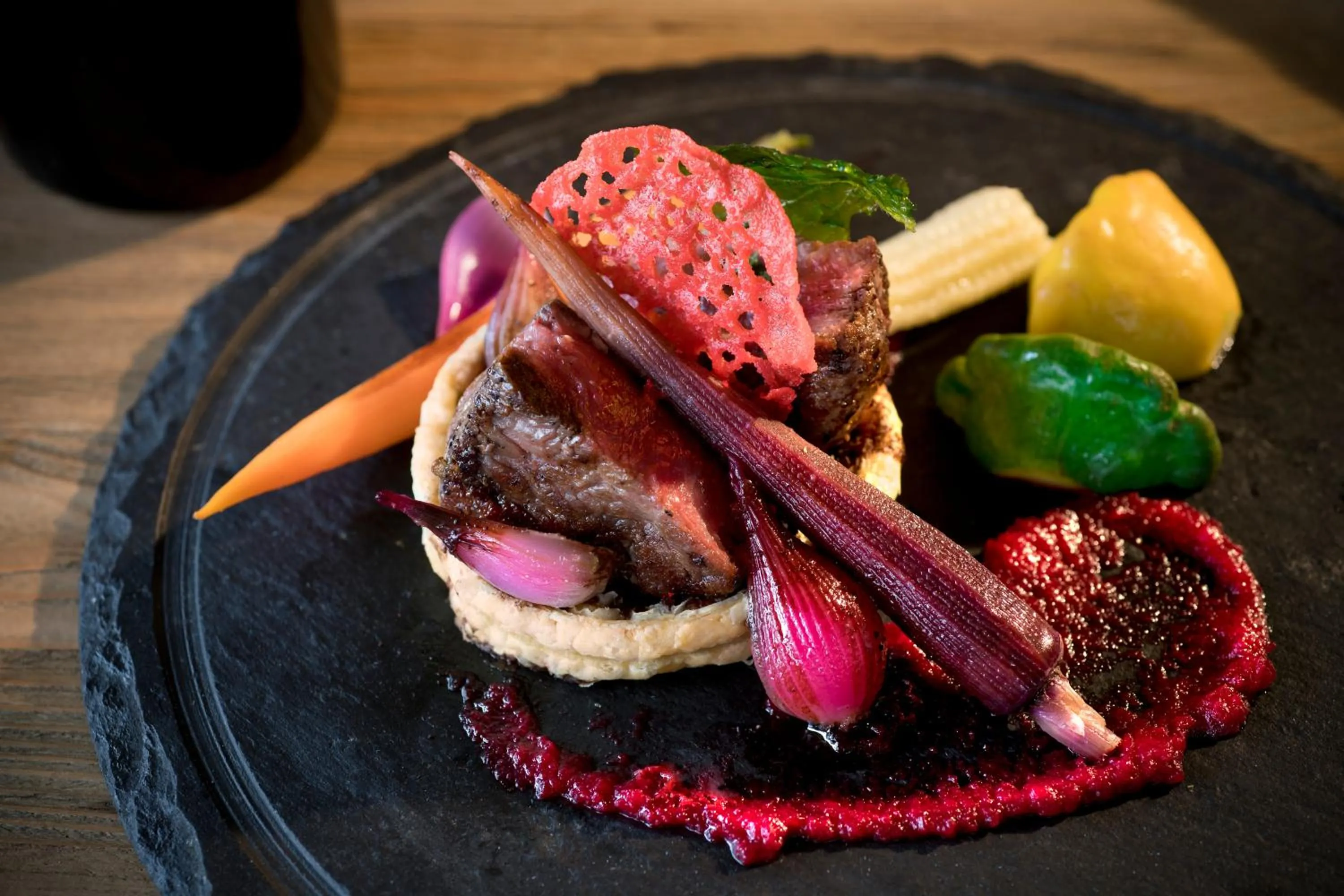 Food and drinks in MHONDORO SAFARI LODGE & VILLA