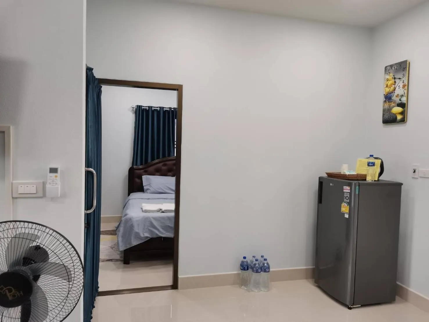 Photo of the whole room, Bed in Numhom Resort