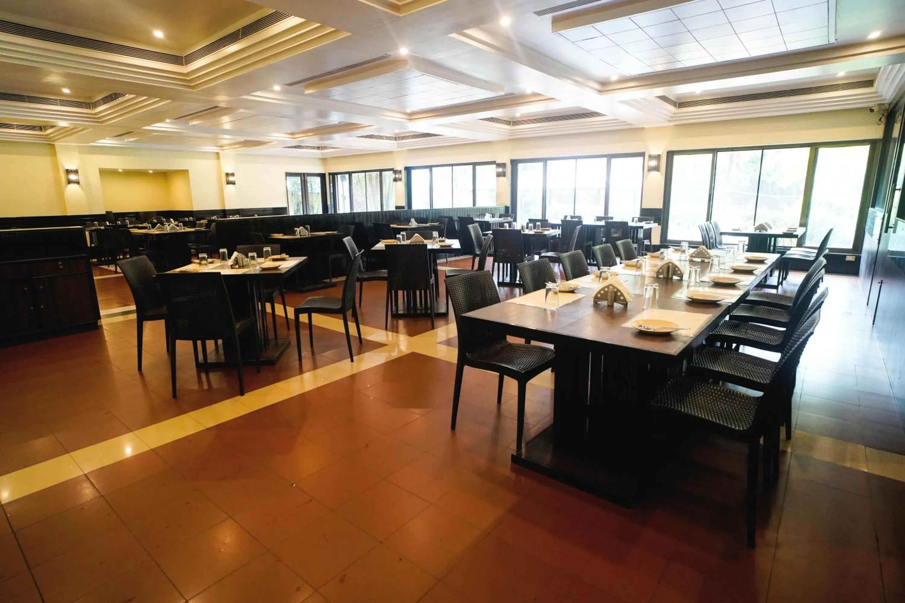 Restaurant/places to eat in Treasure Island Resorts Lonavala