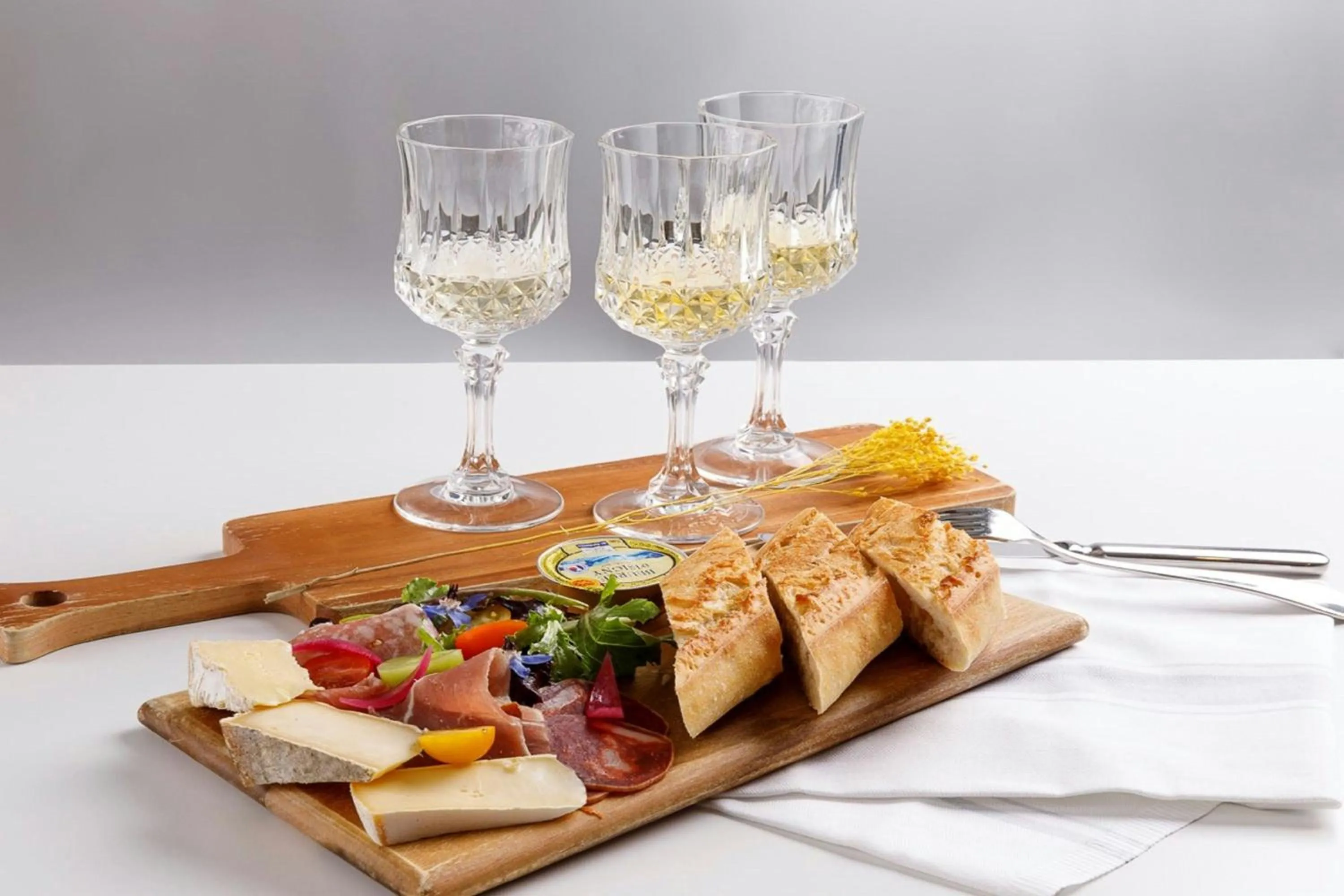 Restaurant/places to eat in Courtyard by Marriott Paris Gare de Lyon