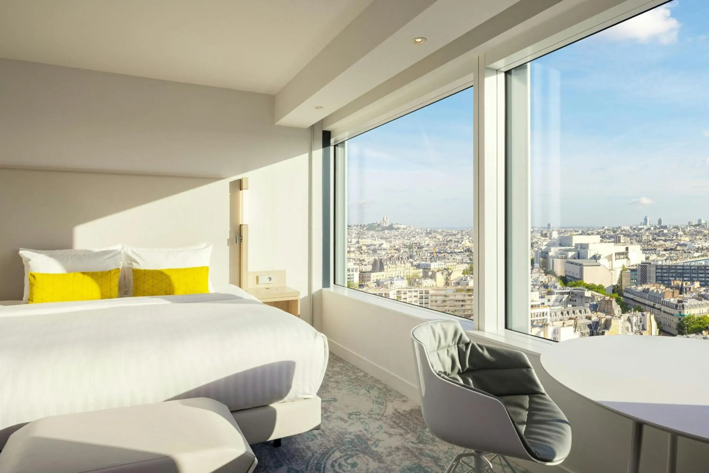 King Room with Sacre Coeur View in Courtyard by Marriott Paris Gare de Lyon King Room with Sacre Coeur View in Courtyard by Marriott Paris Gare de Lyon