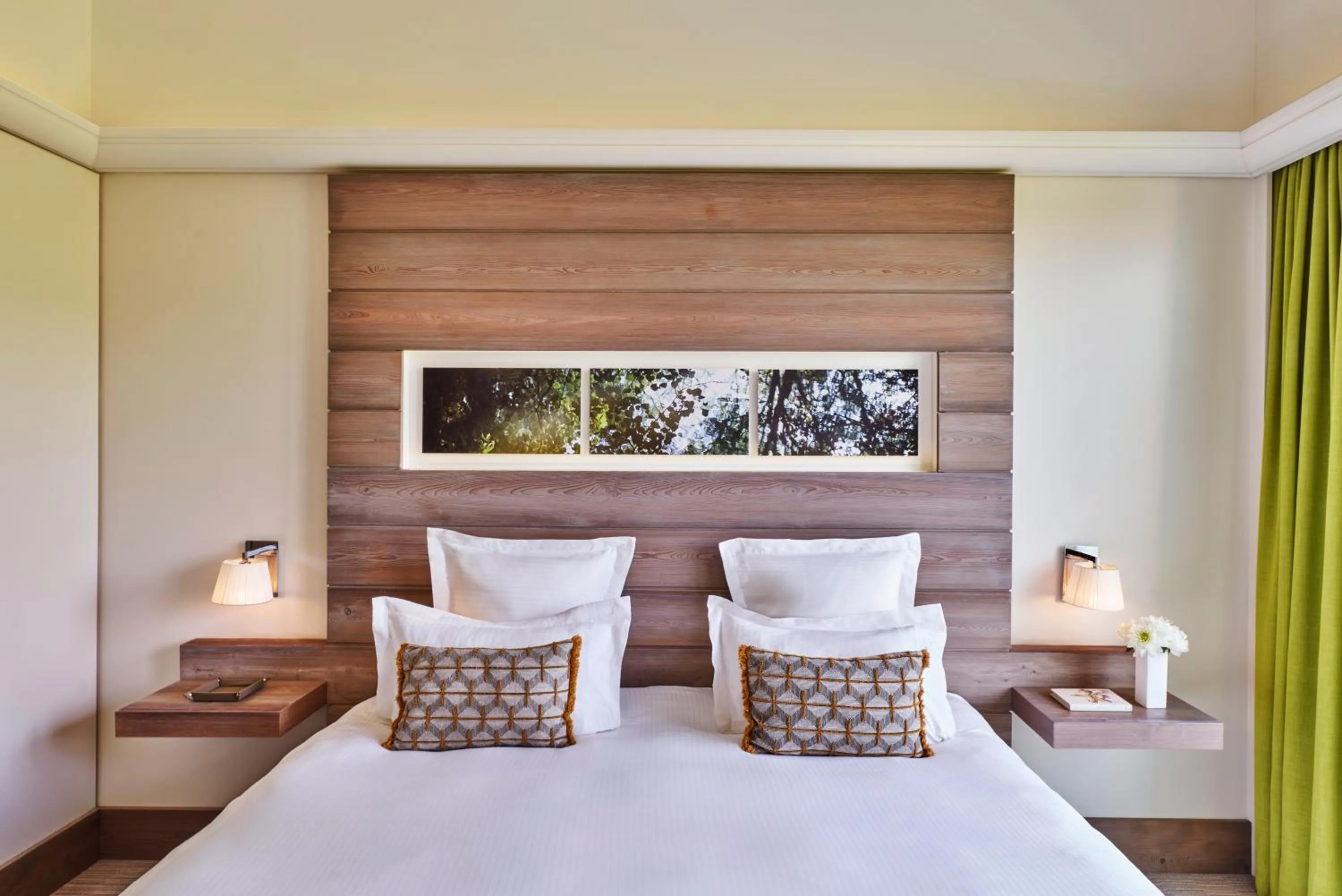 Bed in Hôtel Barrière Ribeauvillé