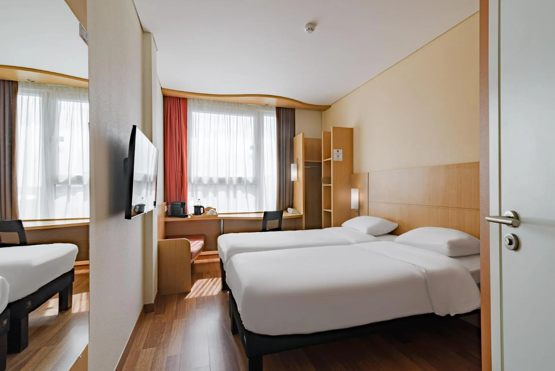 Bed in Ibis Kaunas Centre