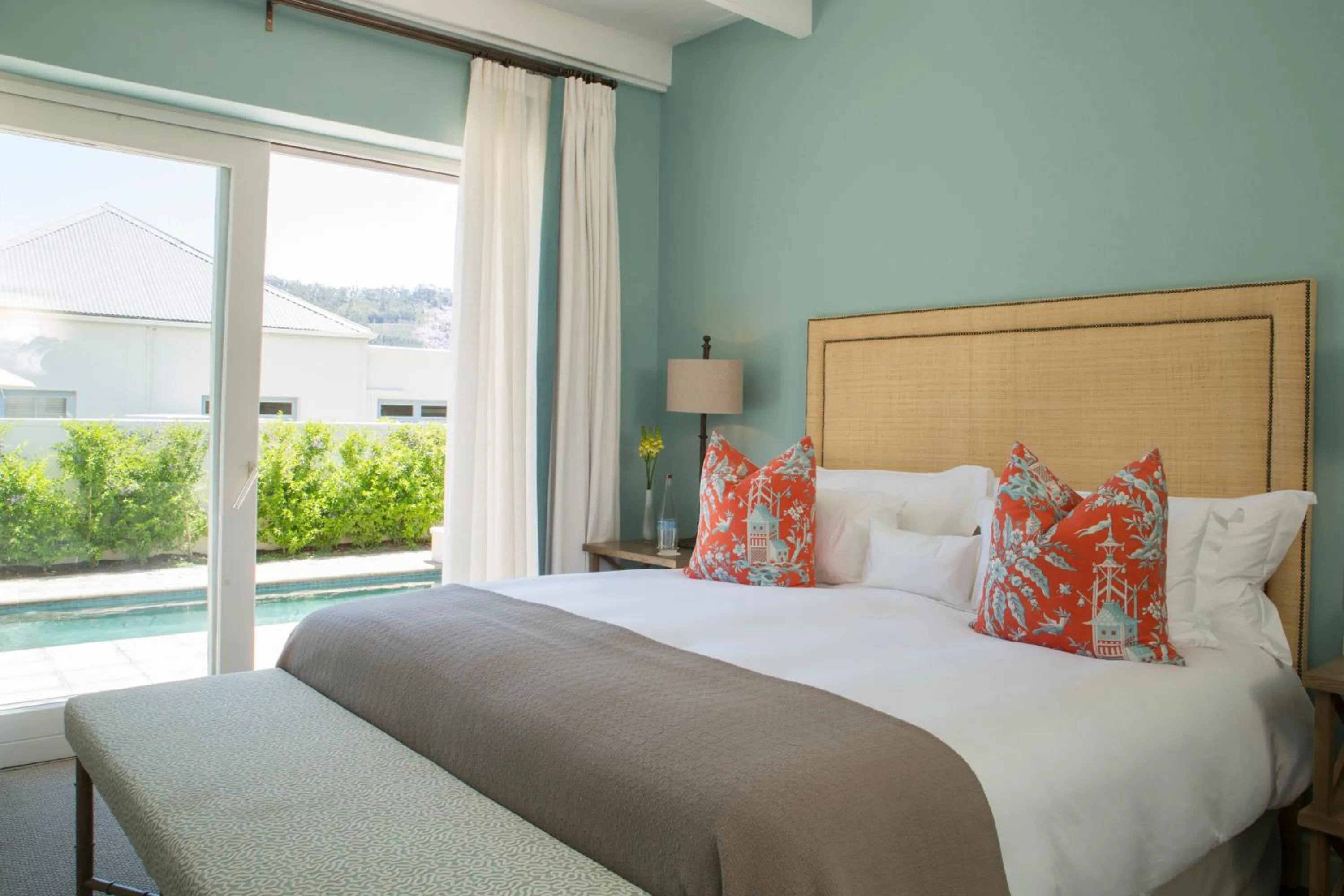 Photo of the whole room, Bed in Le Quartier Francais