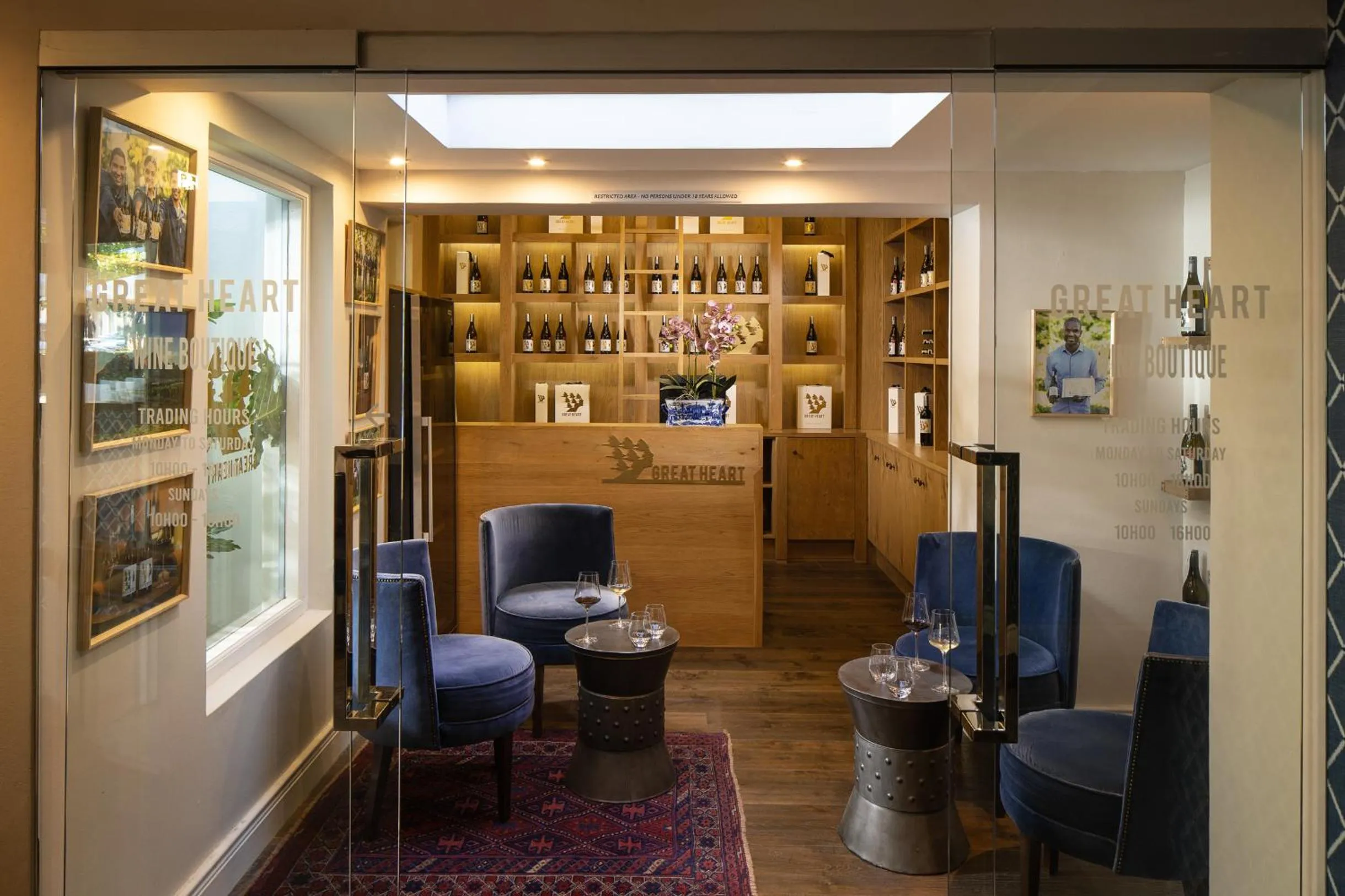 Property building in Le Quartier Francais