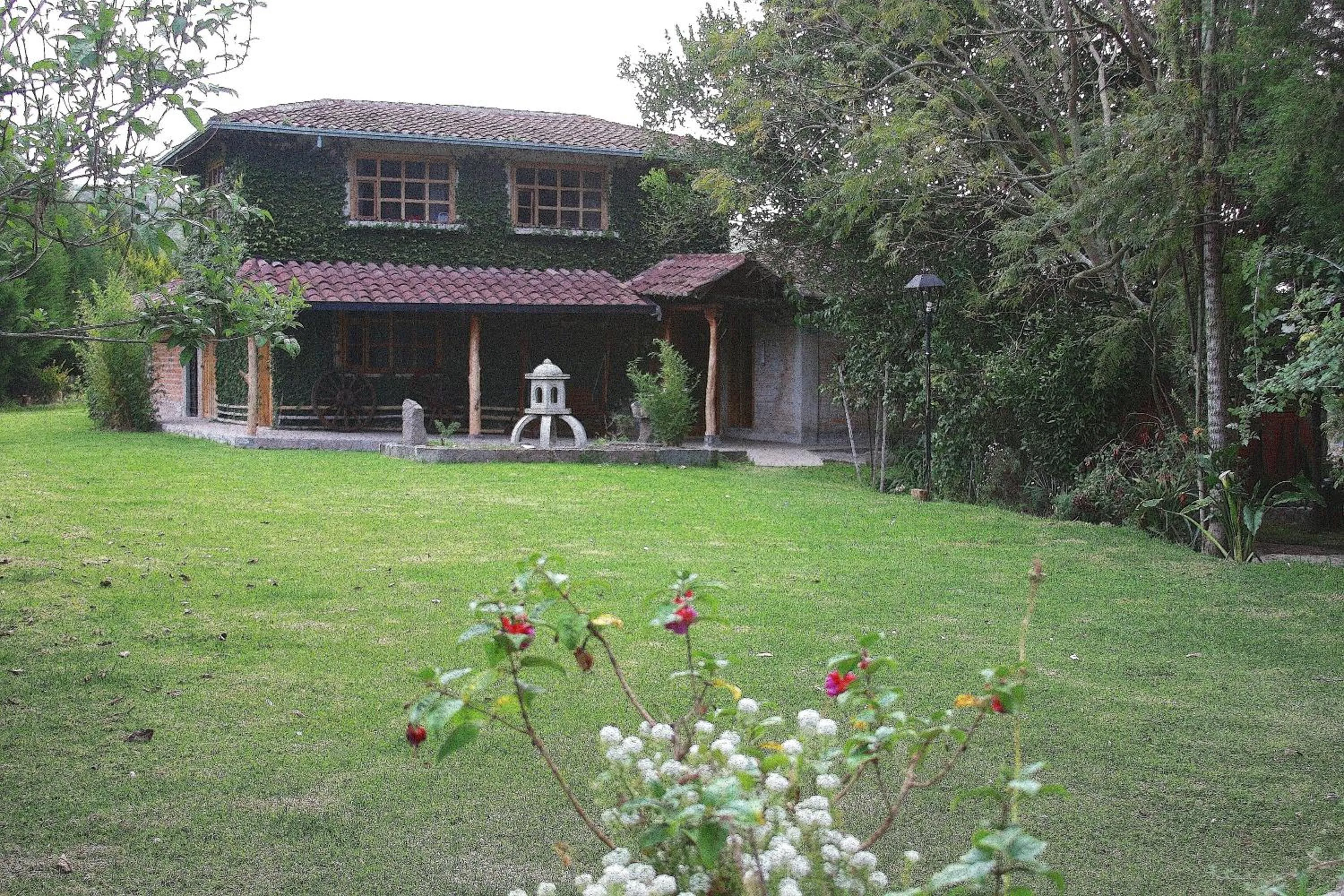 Property building in Hosteria Cananvalle