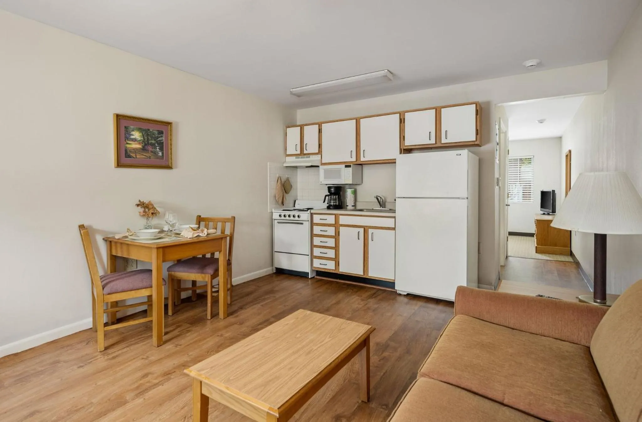 Living room in Affordable Suites Conover / Hickory