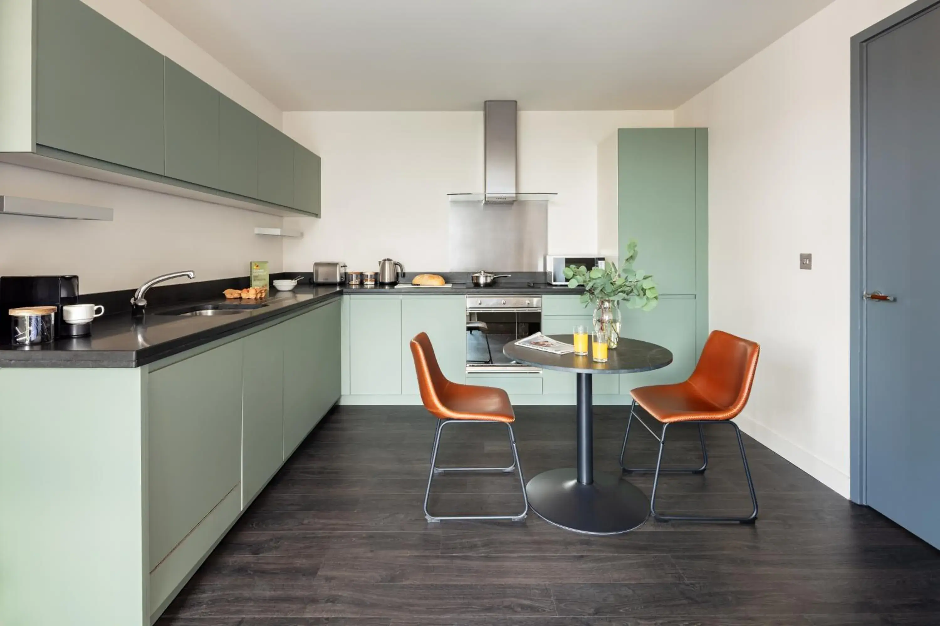 One Bedroom Apartment with sofa bed in Marlin Canary Wharf One Bedroom Apartment with sofa bed in Marlin Canary Wharf