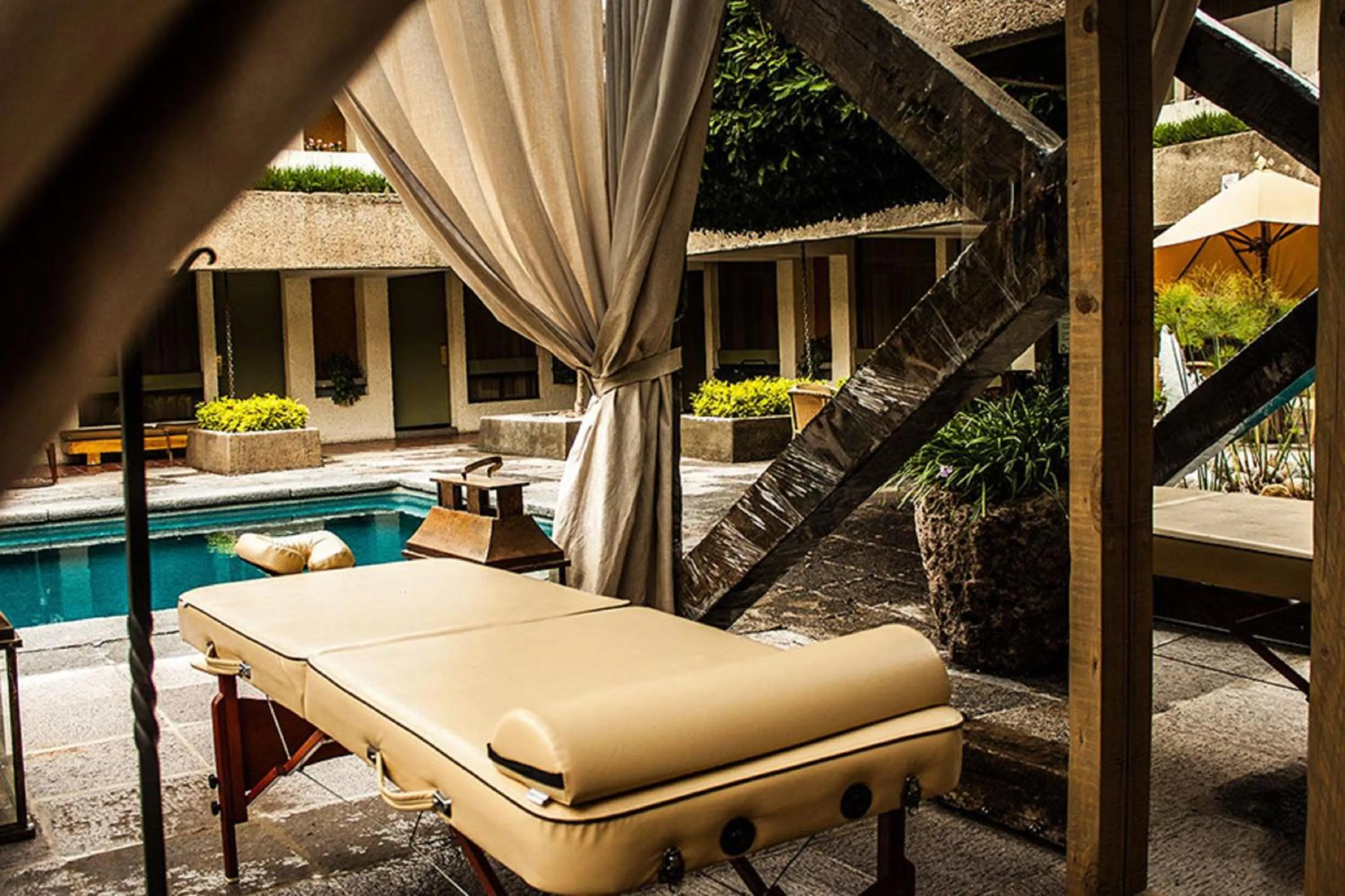 Swimming pool in NEhotel Nueva Estancia