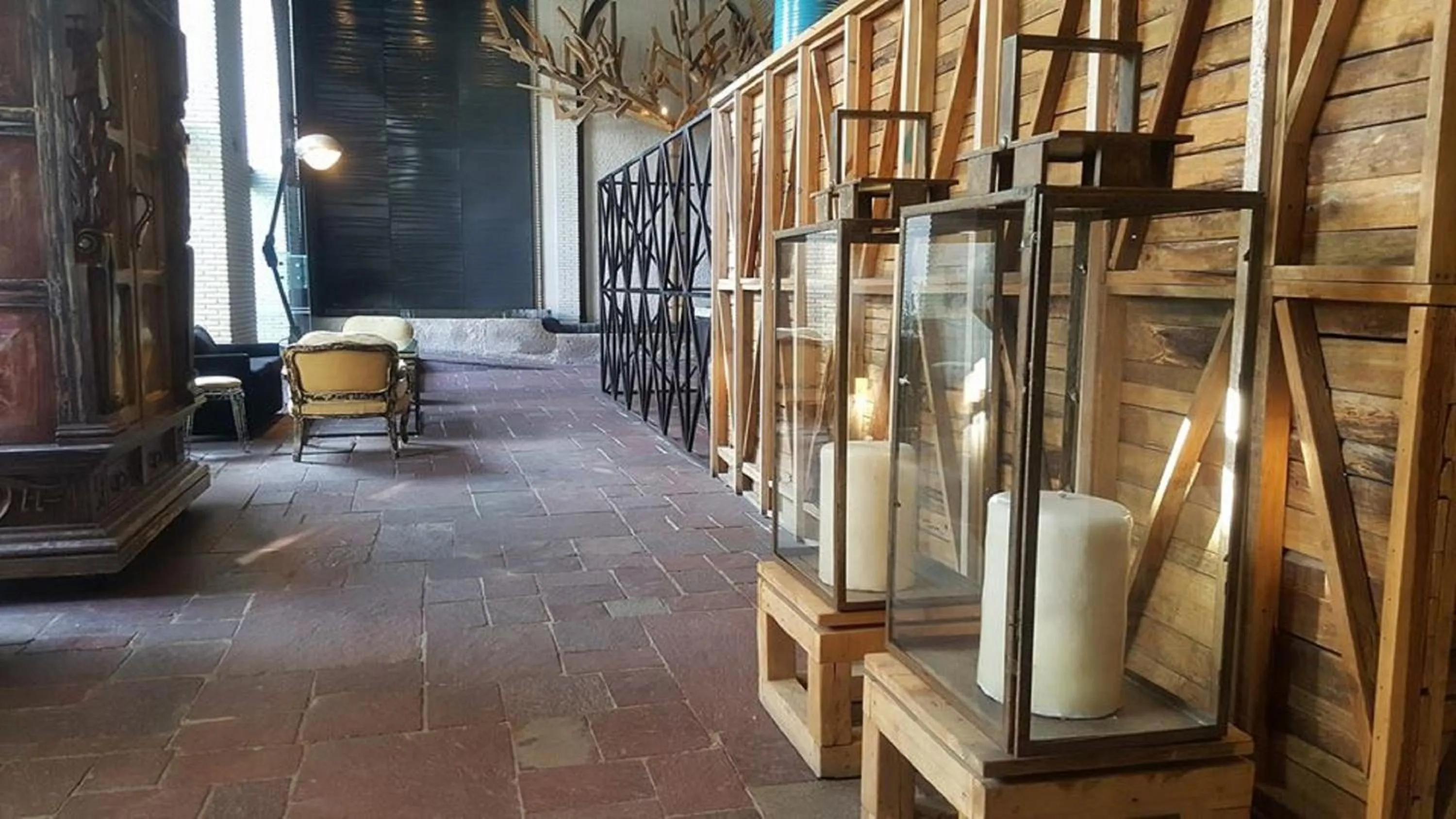 Restaurant/places to eat in NEhotel Nueva Estancia