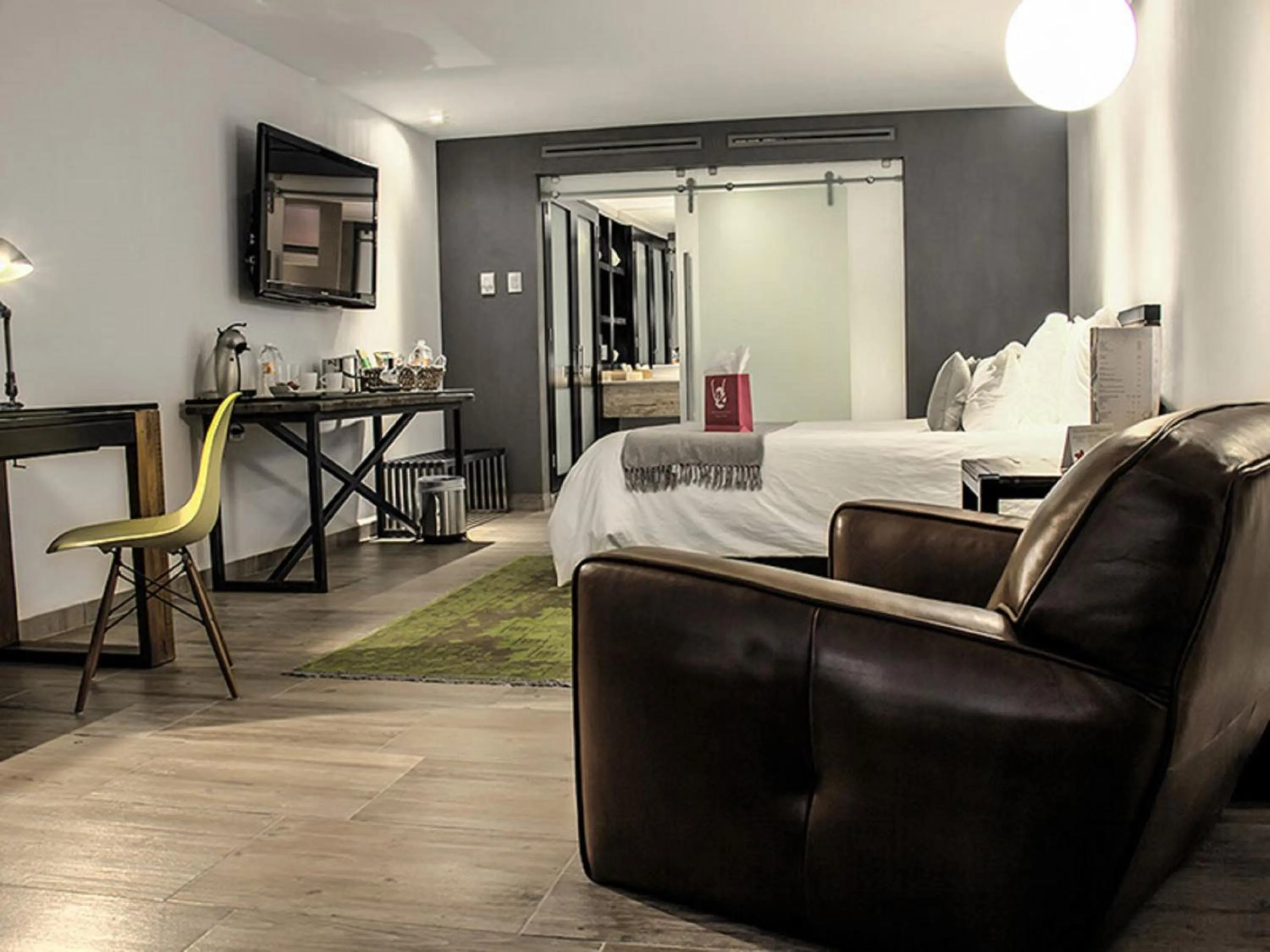 Photo of the whole room, Bed in NEhotel Nueva Estancia