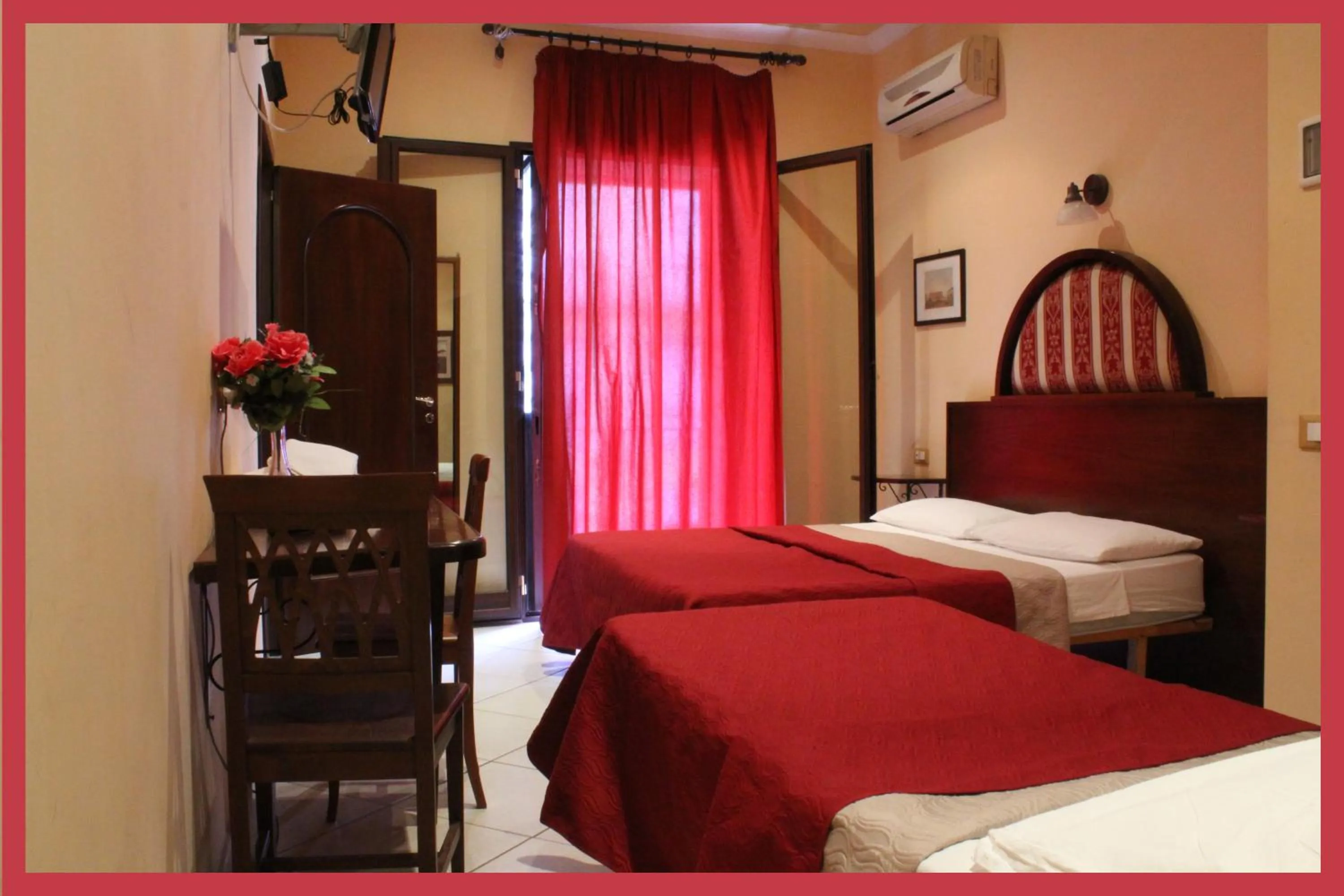 Bedroom, Bed in B&B La Storia Di Napoli