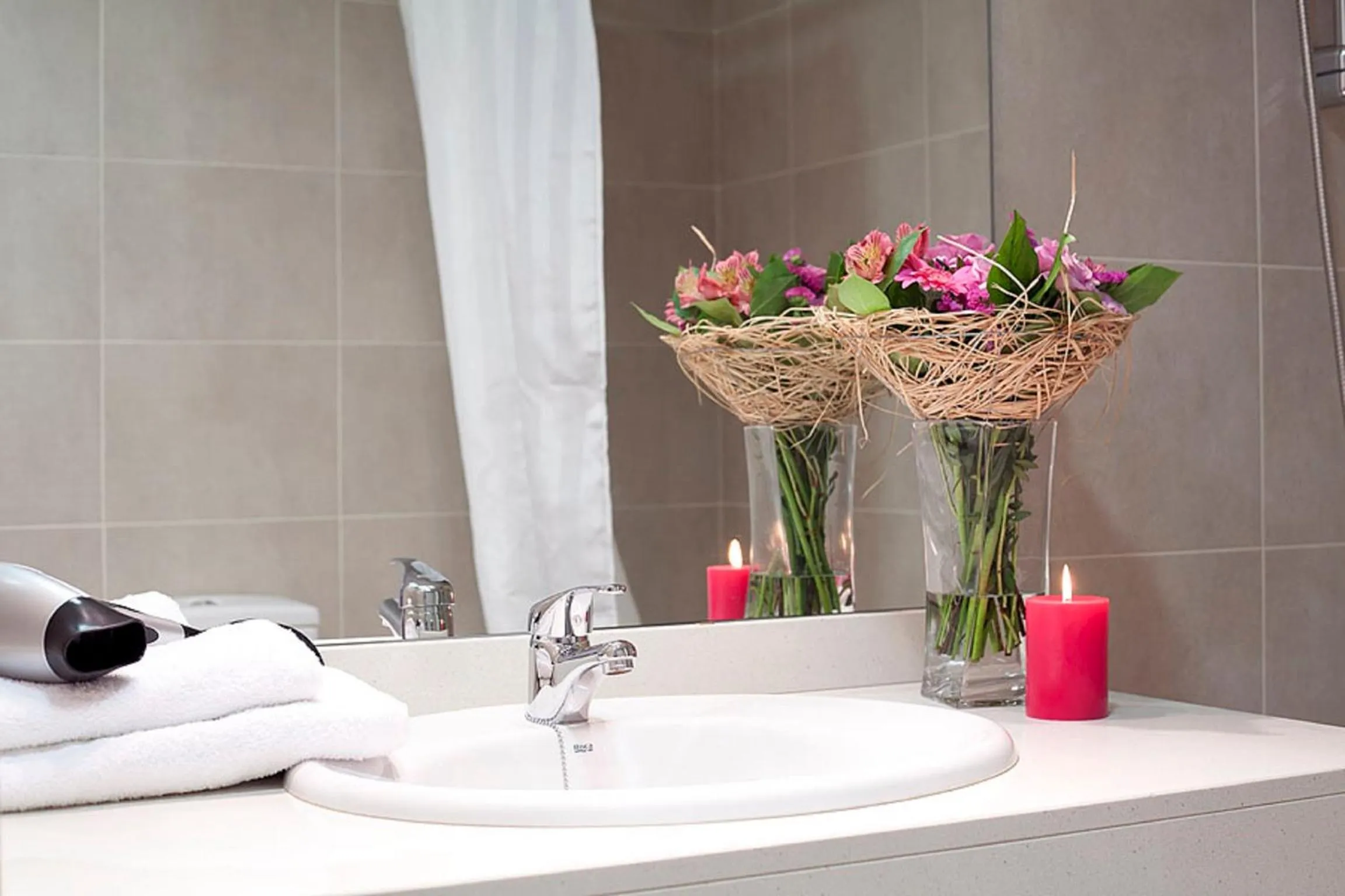 Bathroom in Charmsuites Nou Rambla