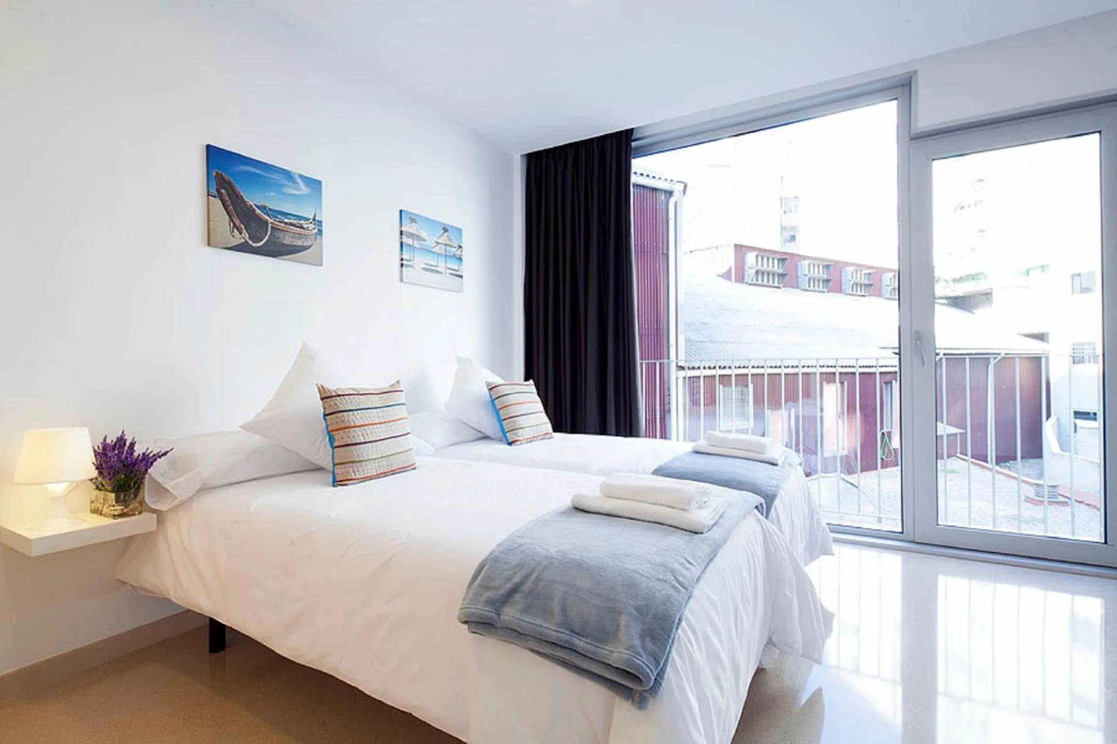 Bedroom, Bed in Charmsuites Nou Rambla
