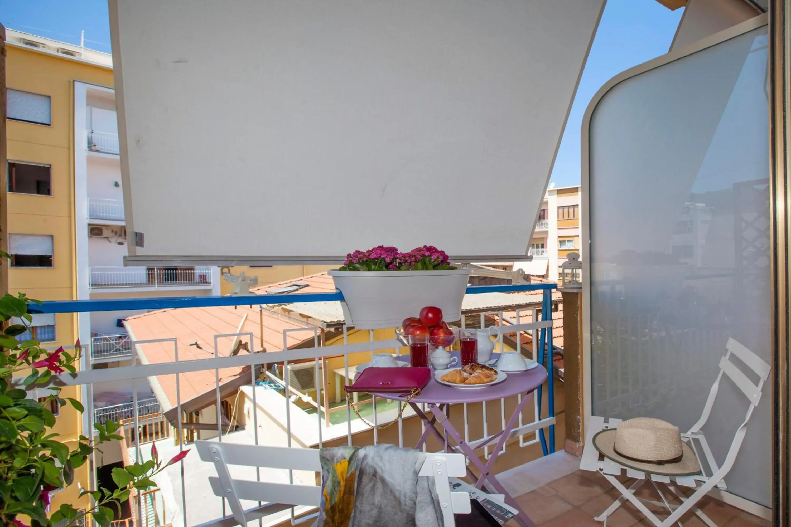 Deluxe Double Room with Balcony in Viria B&B Sorrento Deluxe Double Room with Balcony in Viria B&B Sorrento