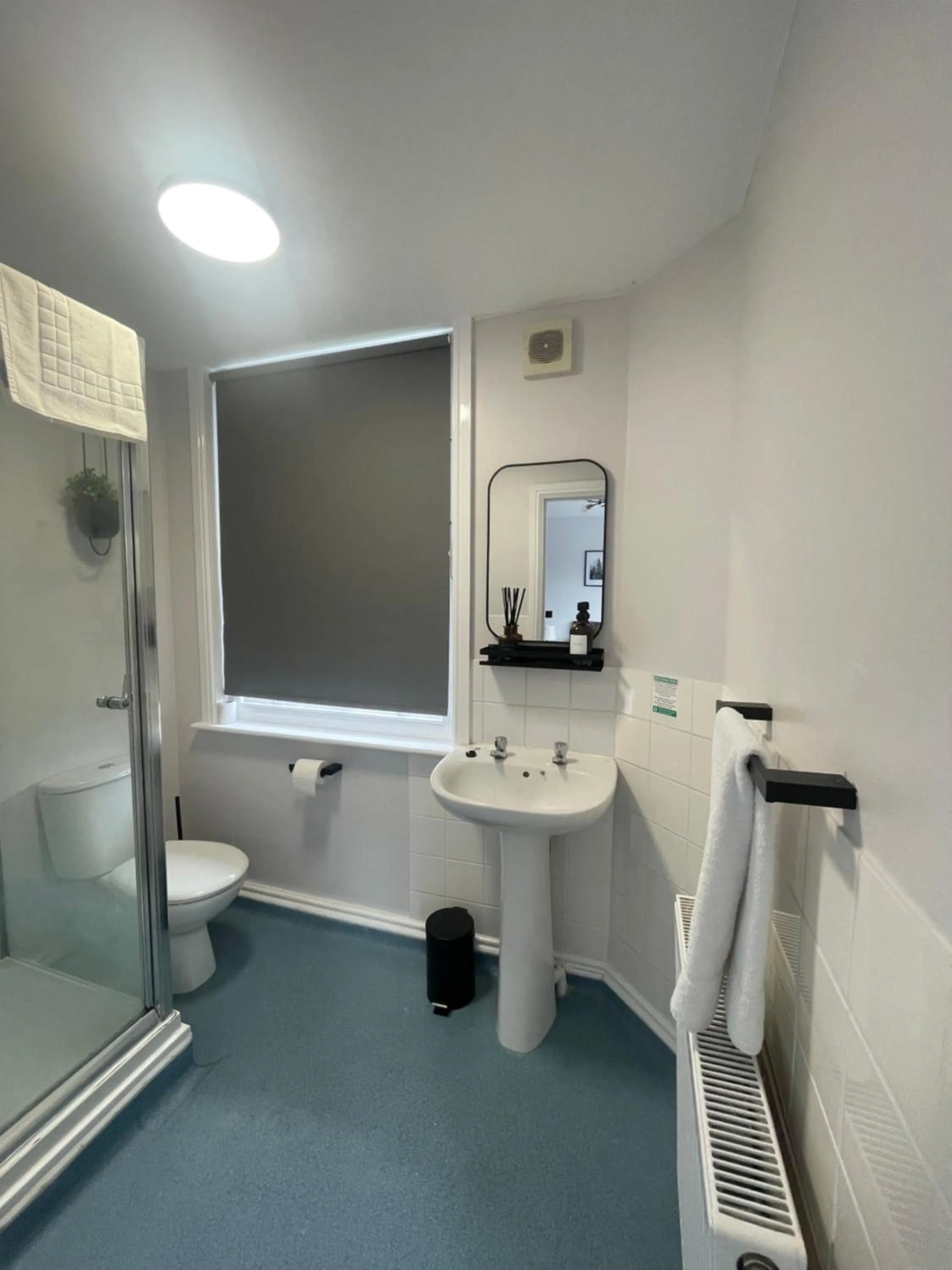 Bathroom in The Sydney Arms