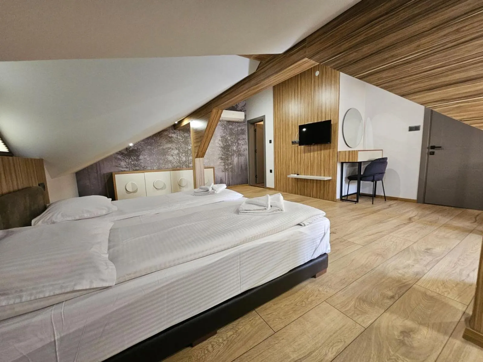 Bed in Family Hotel Delta