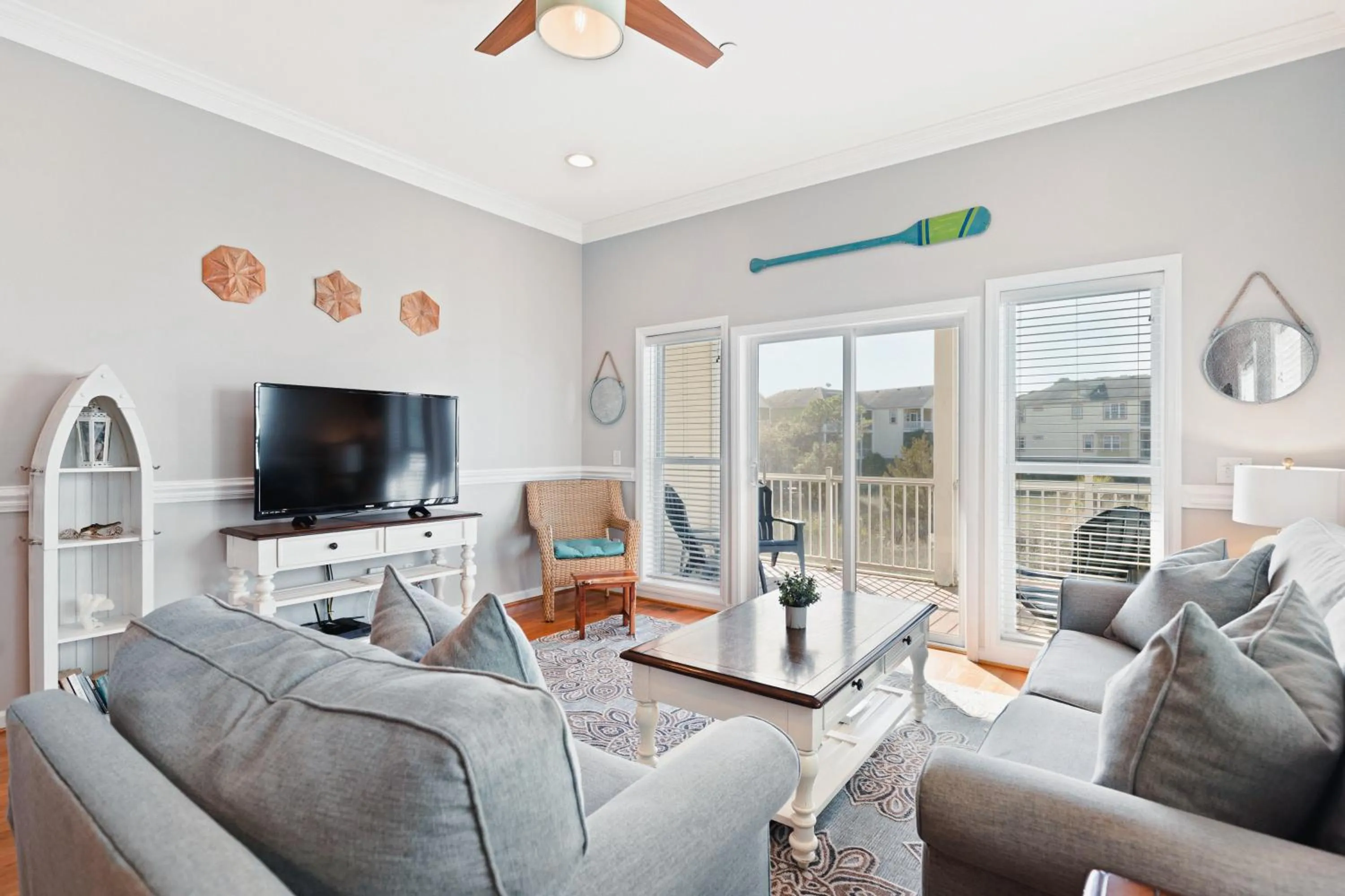 91 Waters Edge Folly Charm