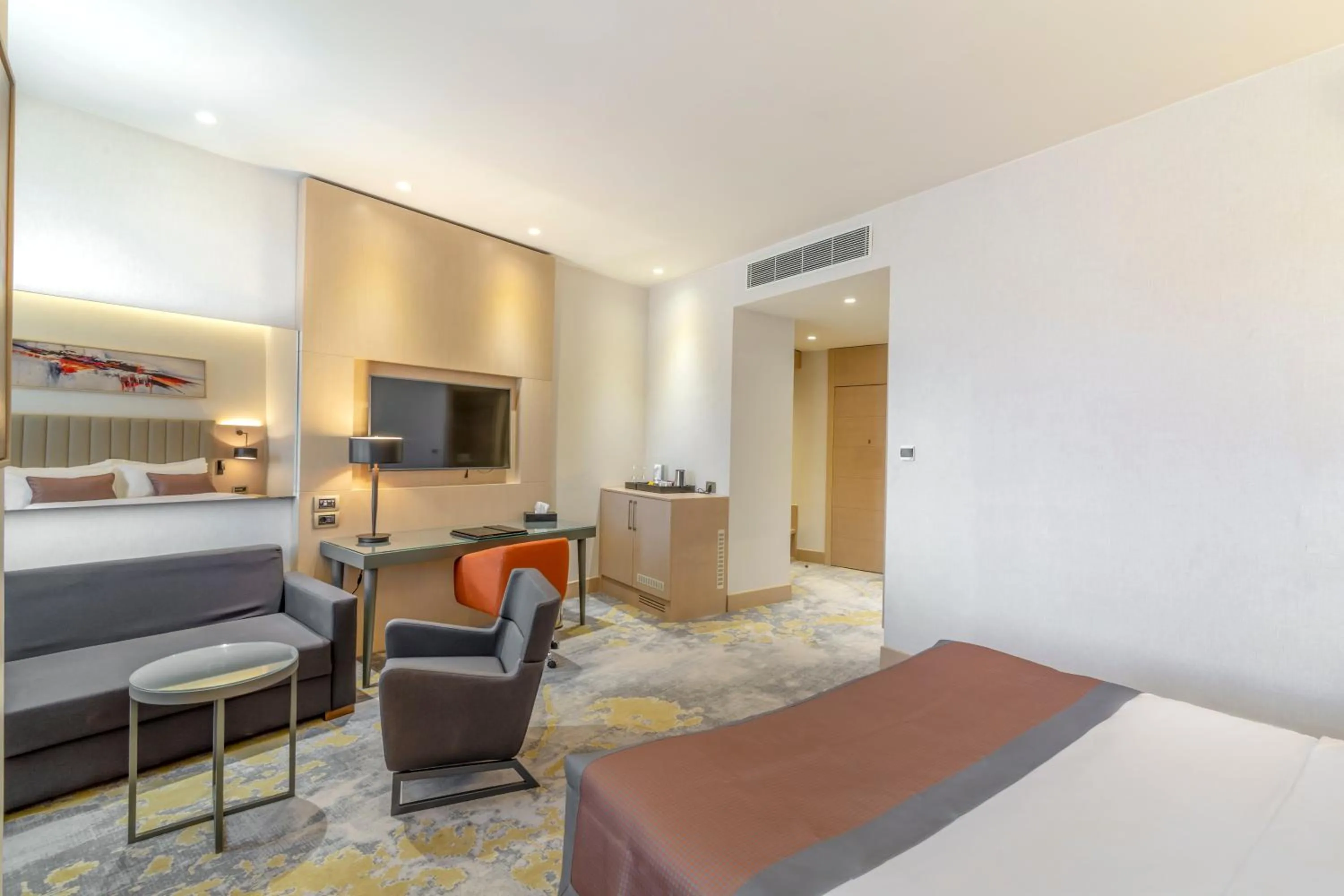 Photo of the whole room in Crowne Plaza Cappadocia - Nevsehir by IHG