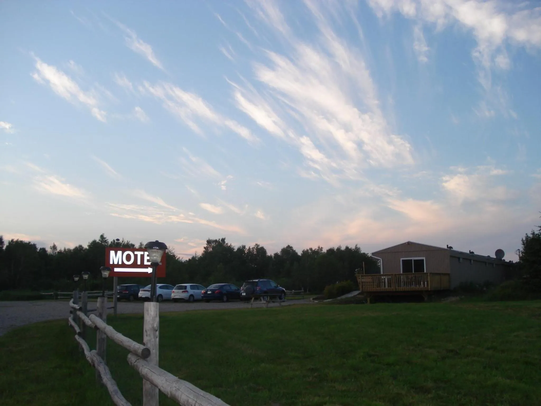 Area and facilities in Motel la Maison de Travers