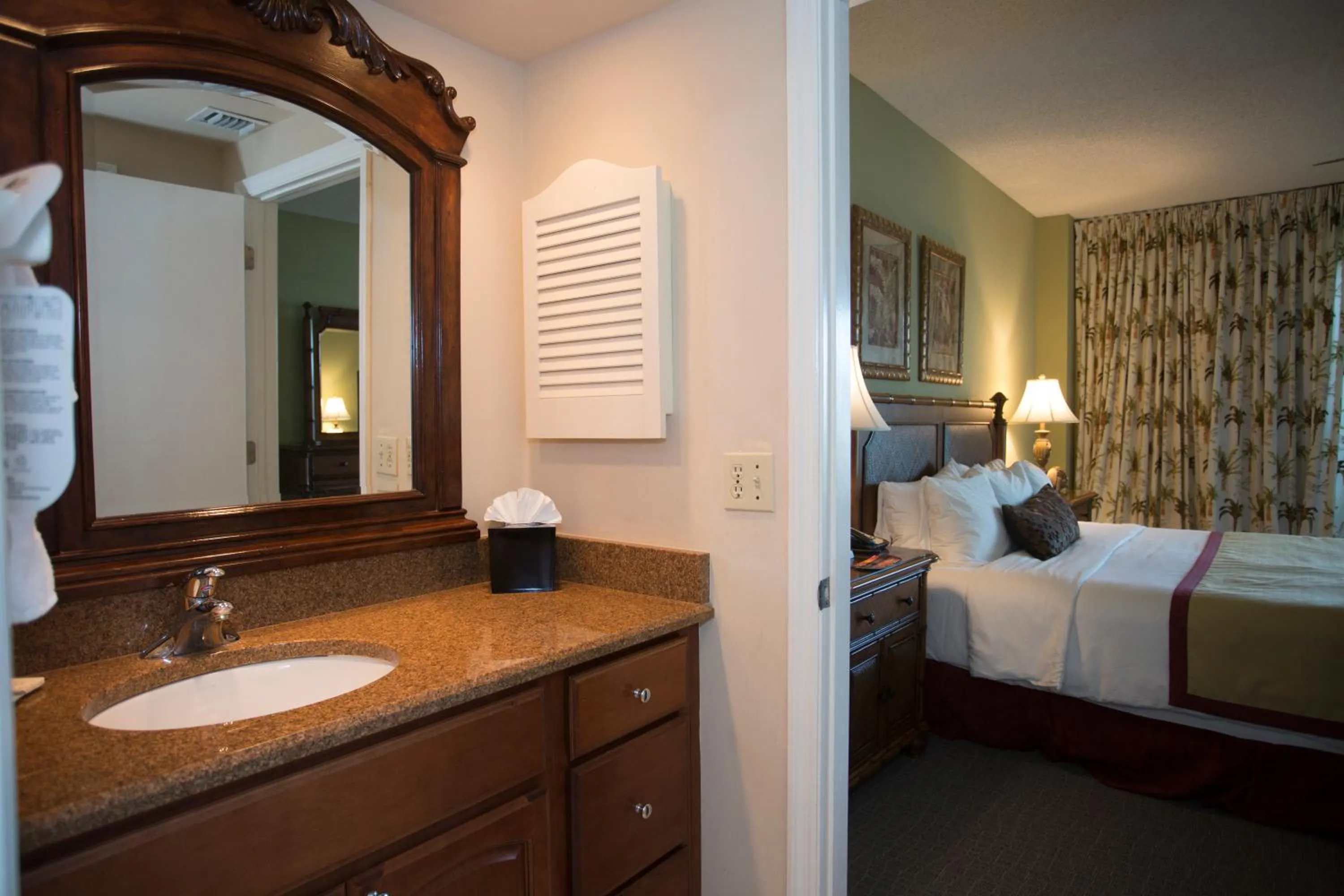 Bathroom, Bed in Vanderbilt Beach Resort