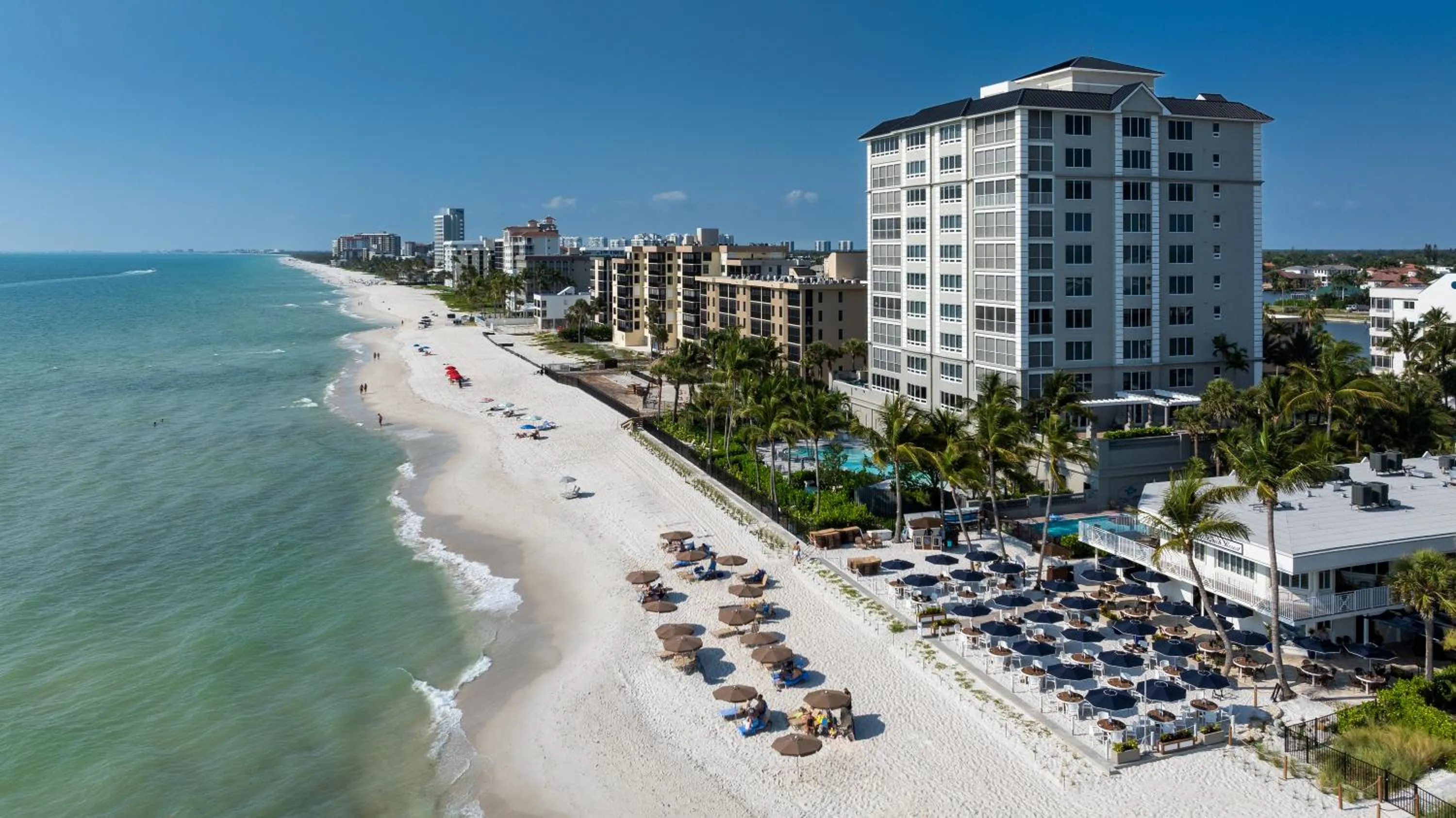 Property building in Vanderbilt Beach Resort