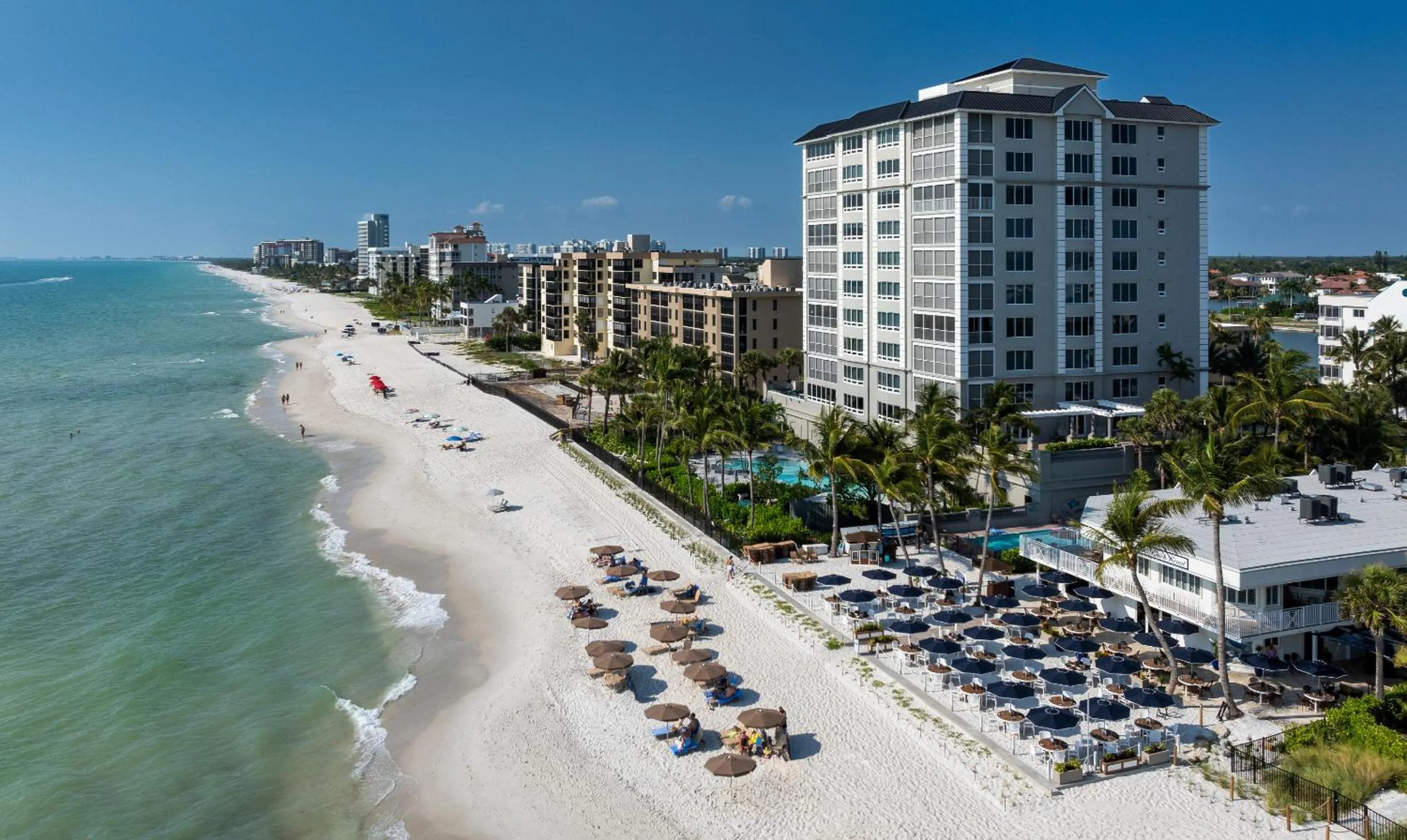 Property building in Vanderbilt Beach Resort