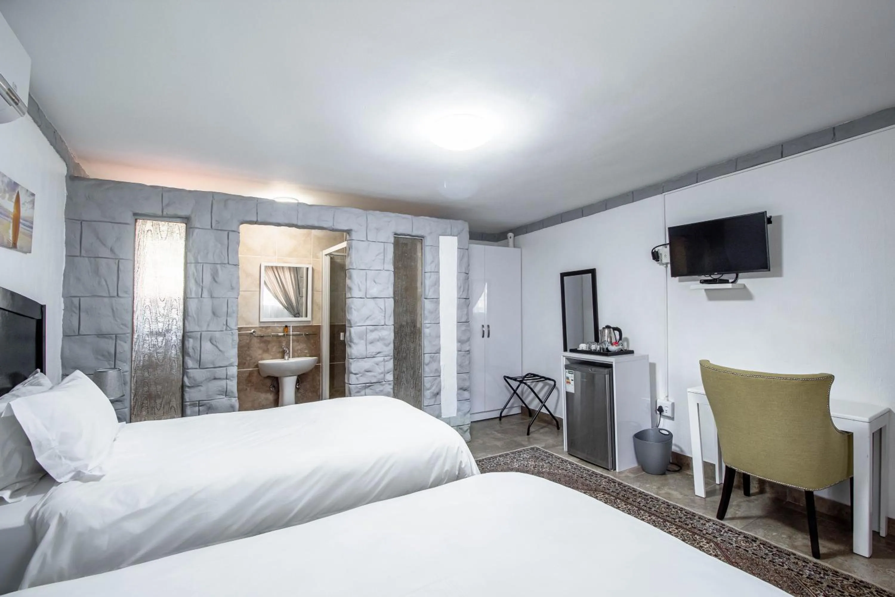 Coffee/tea facilities in Graceland Conference and Lifestyle Centre