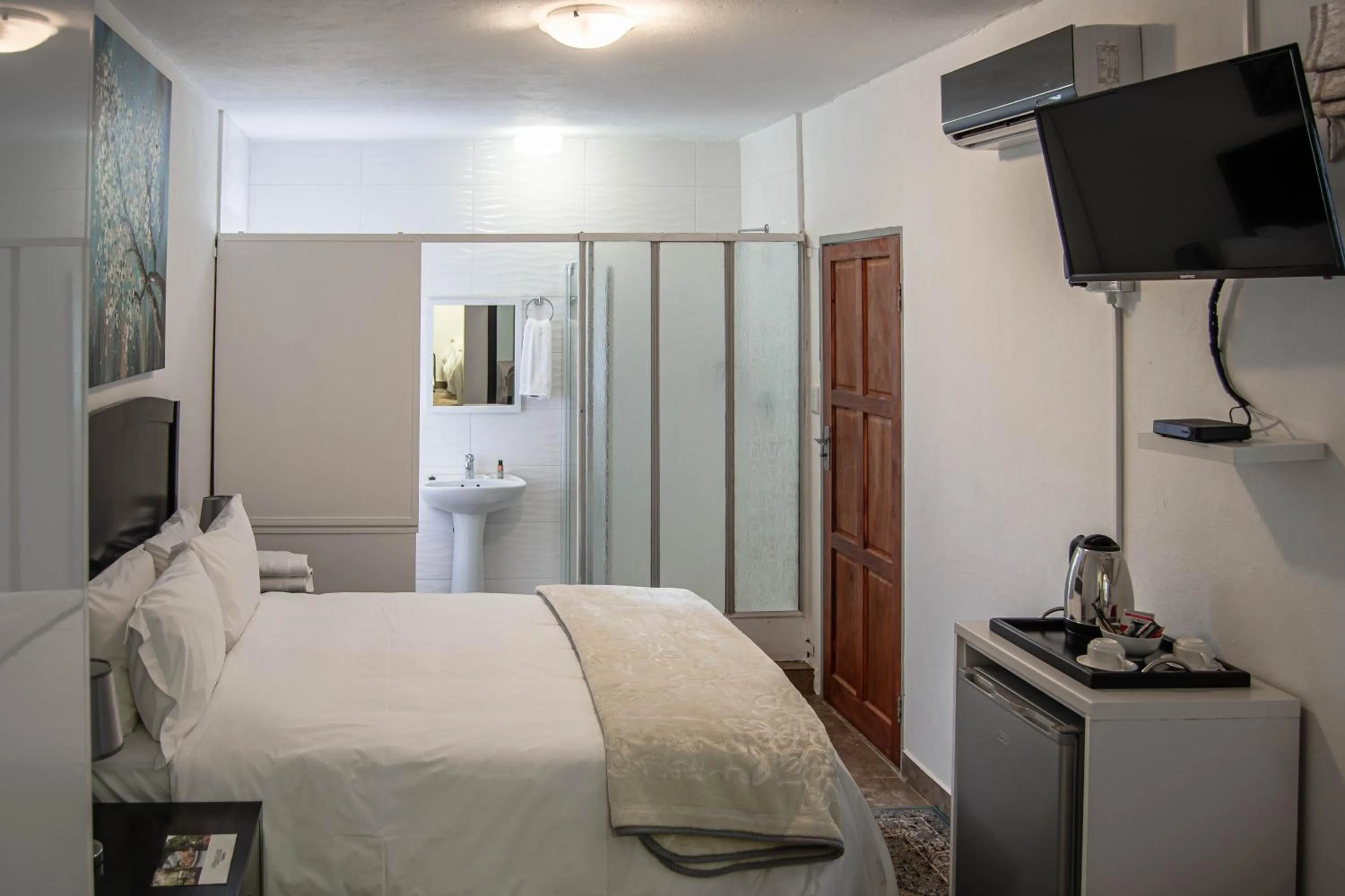 Coffee/tea facilities in Graceland Conference and Lifestyle Centre