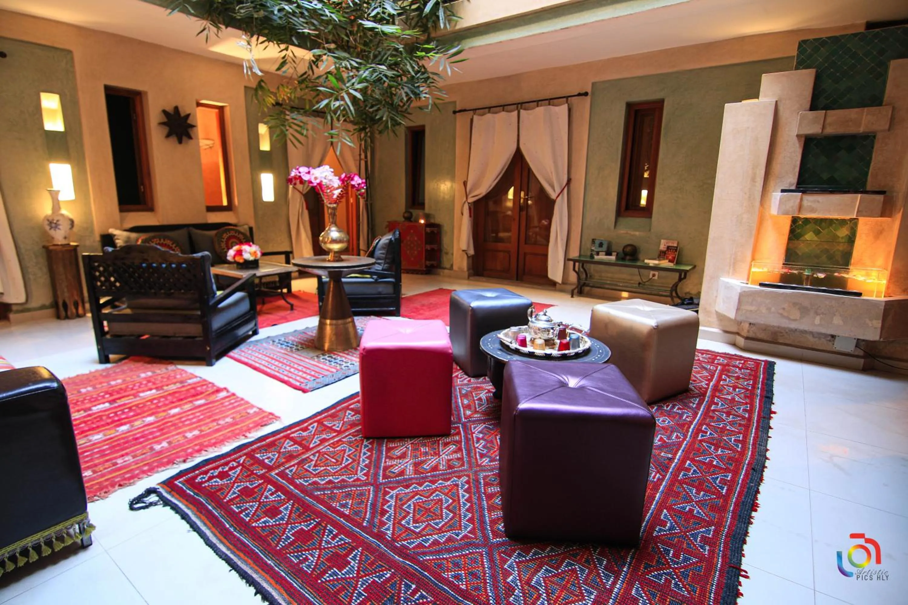 Lobby or reception in Riad l'Heure d'Eté