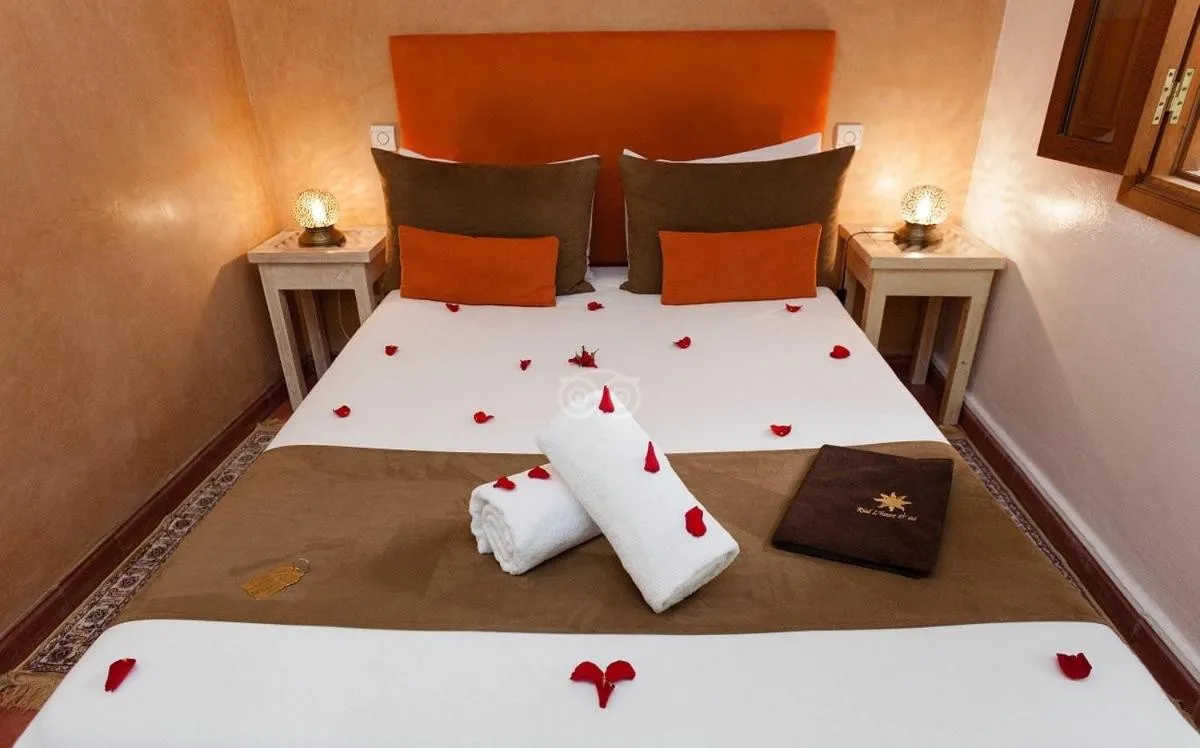 Bed in Riad l'Heure d'Eté