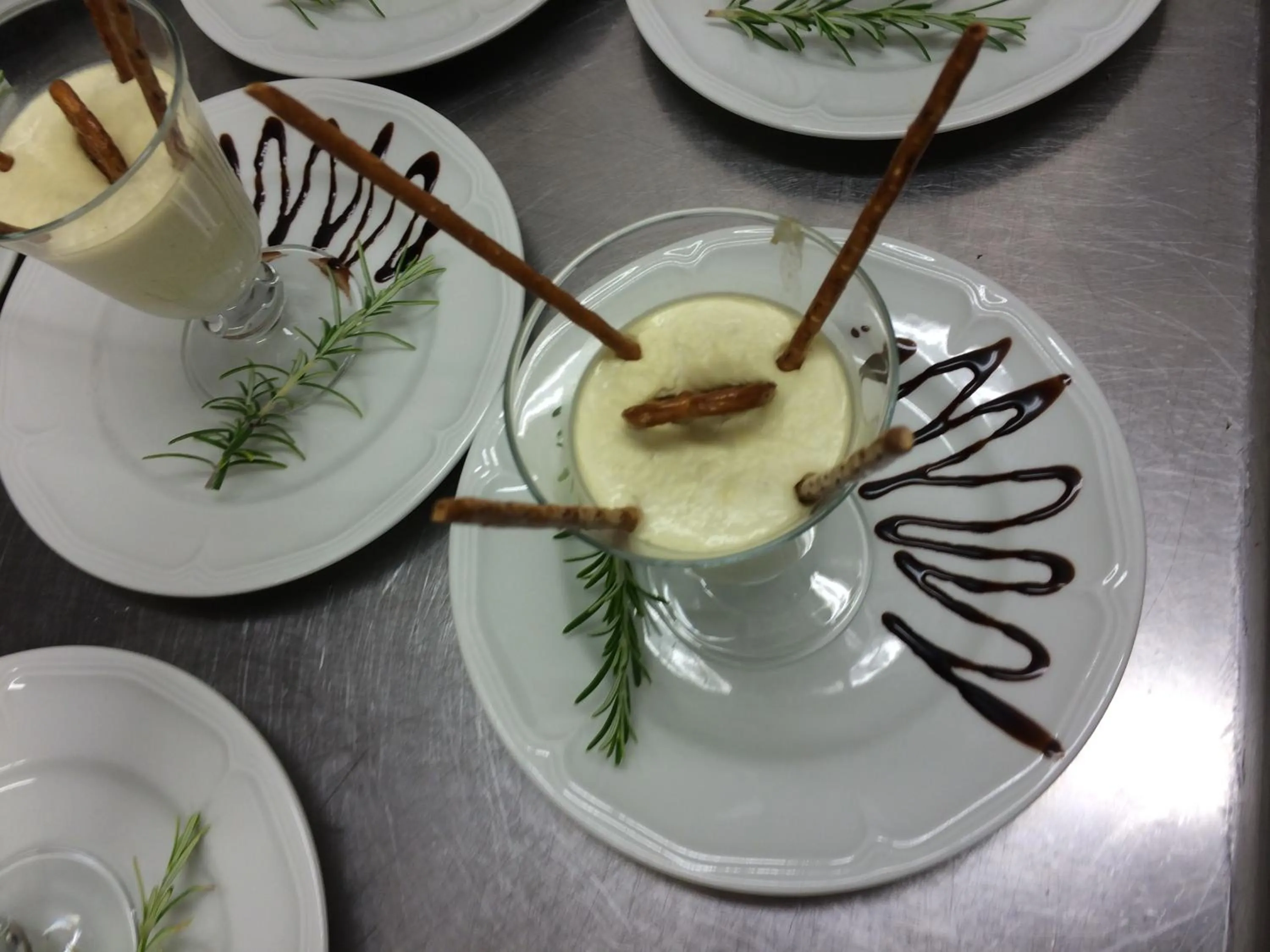 Food and drinks in La Bastide Du Bois Breant