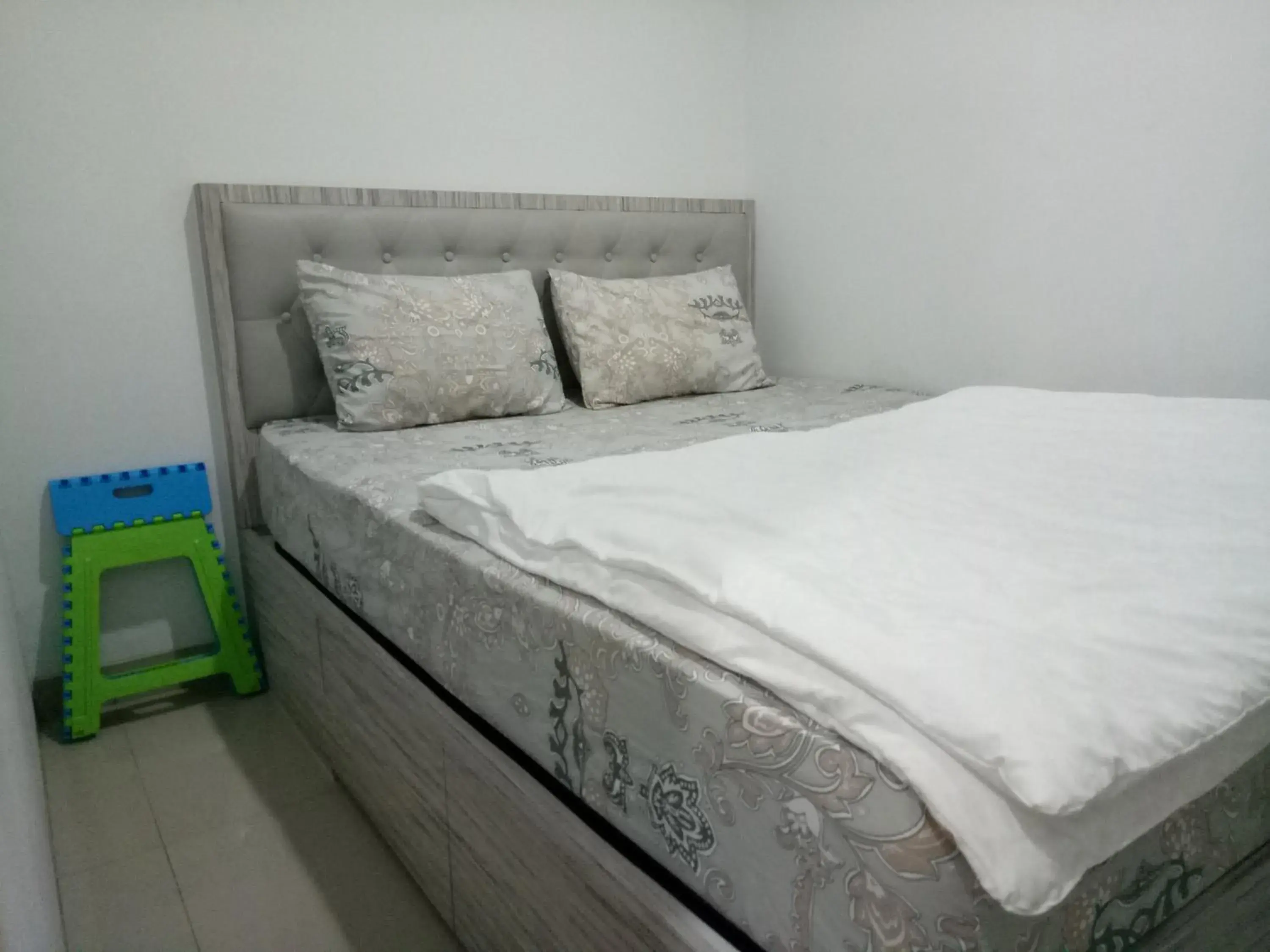 Deluxe Double Room in Syariah Mama Cengkareng @ Mutiara Palem Deluxe Double Room in Syariah Mama Cengkareng @ Mutiara Palem