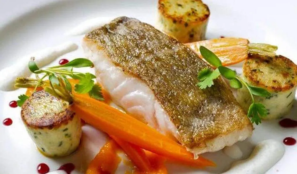 Food and drinks in Bron Eifion Hotel