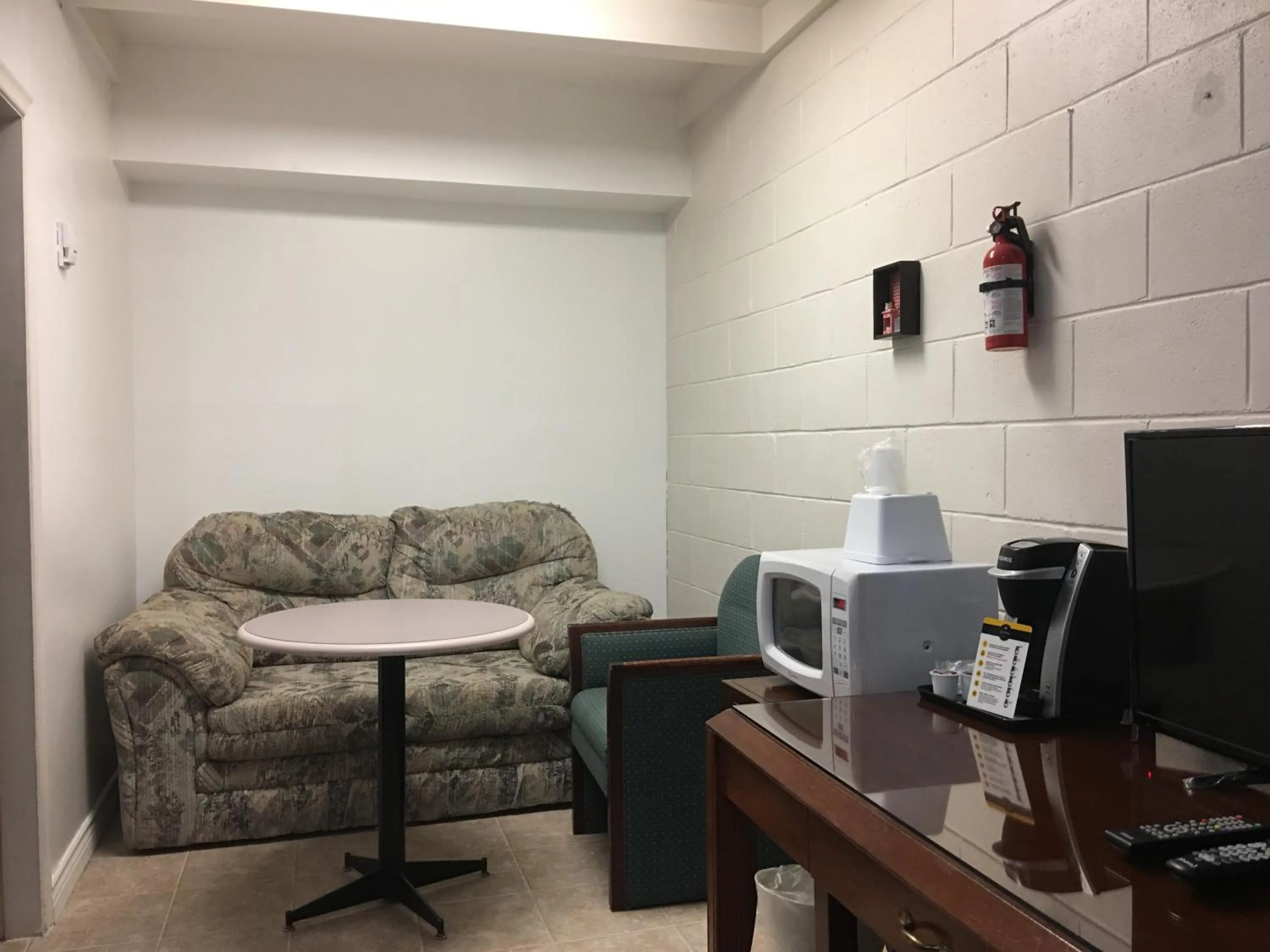 Seating area in Kootenay Country Inn