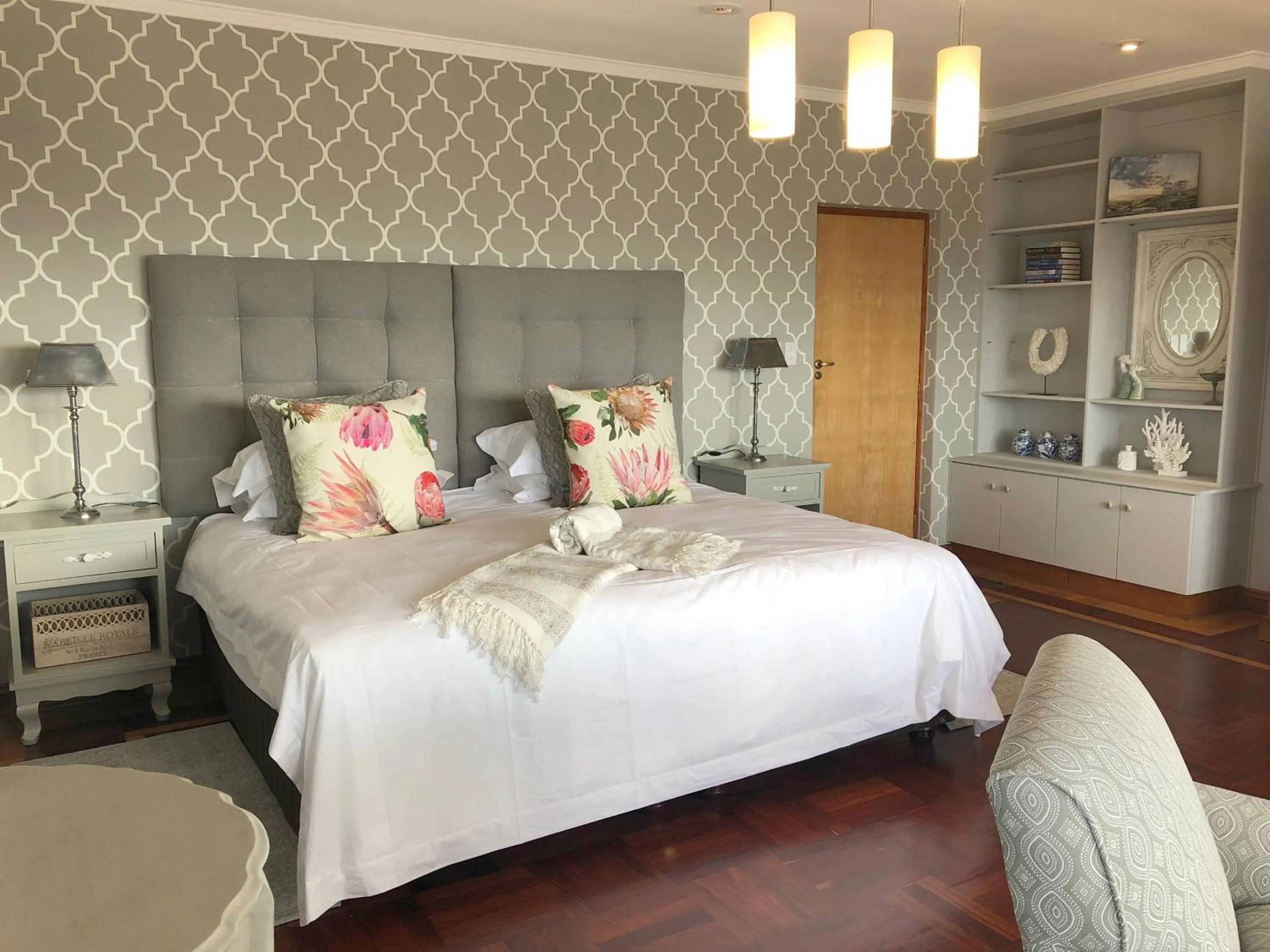 Bed in Kambaku @ Sea