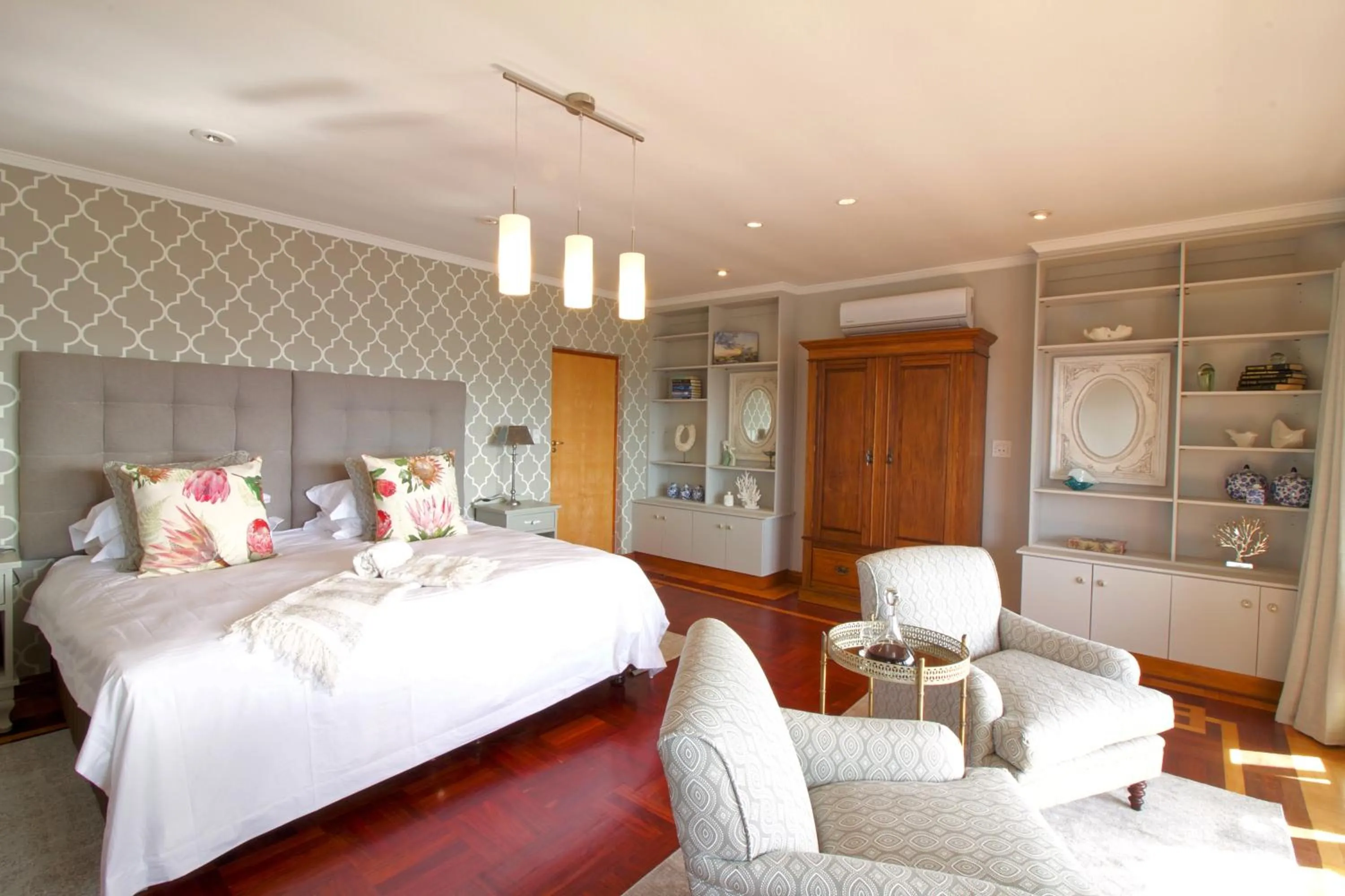 Bed in Kambaku @ Sea