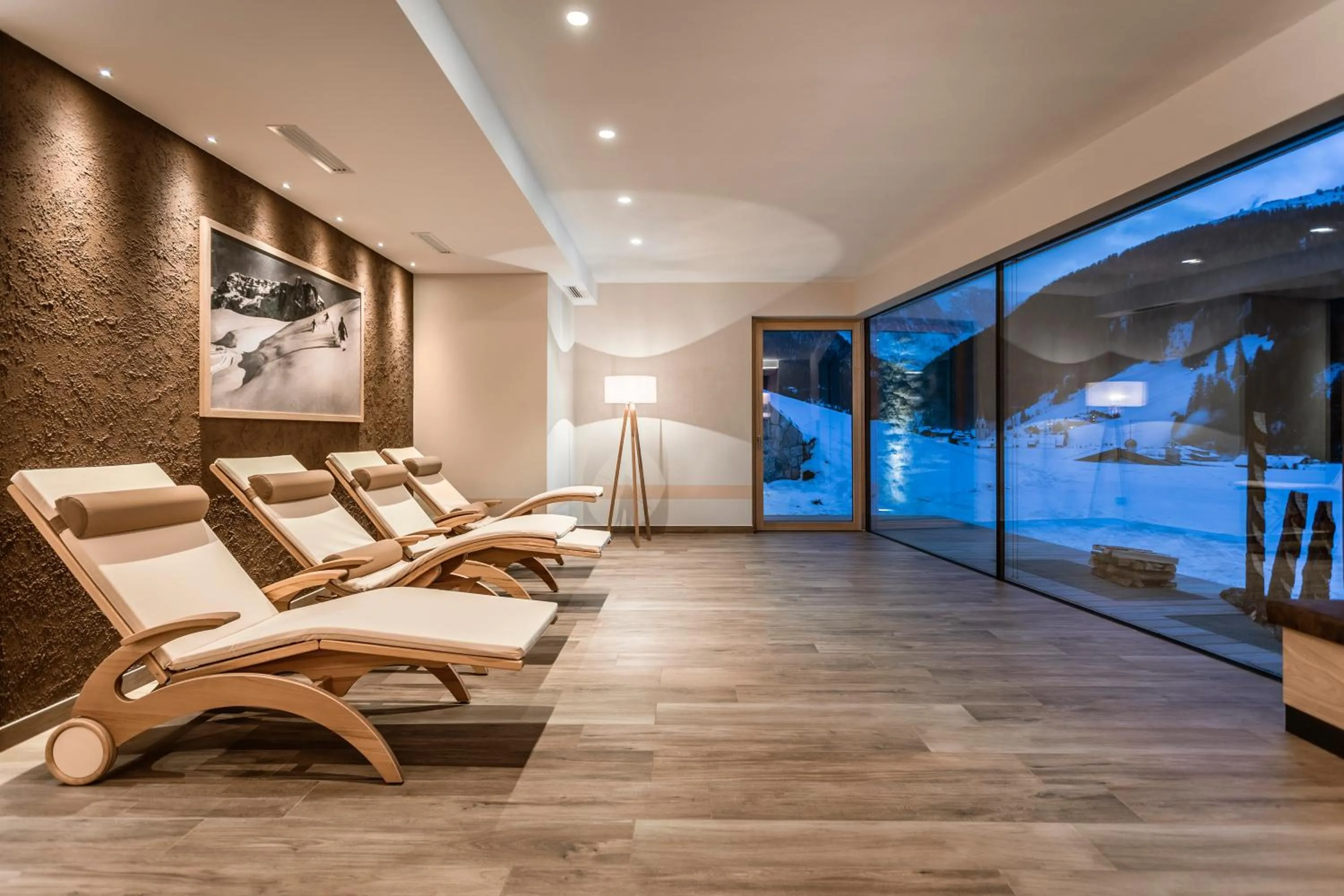 Sauna in Luxury Chalet Plazola