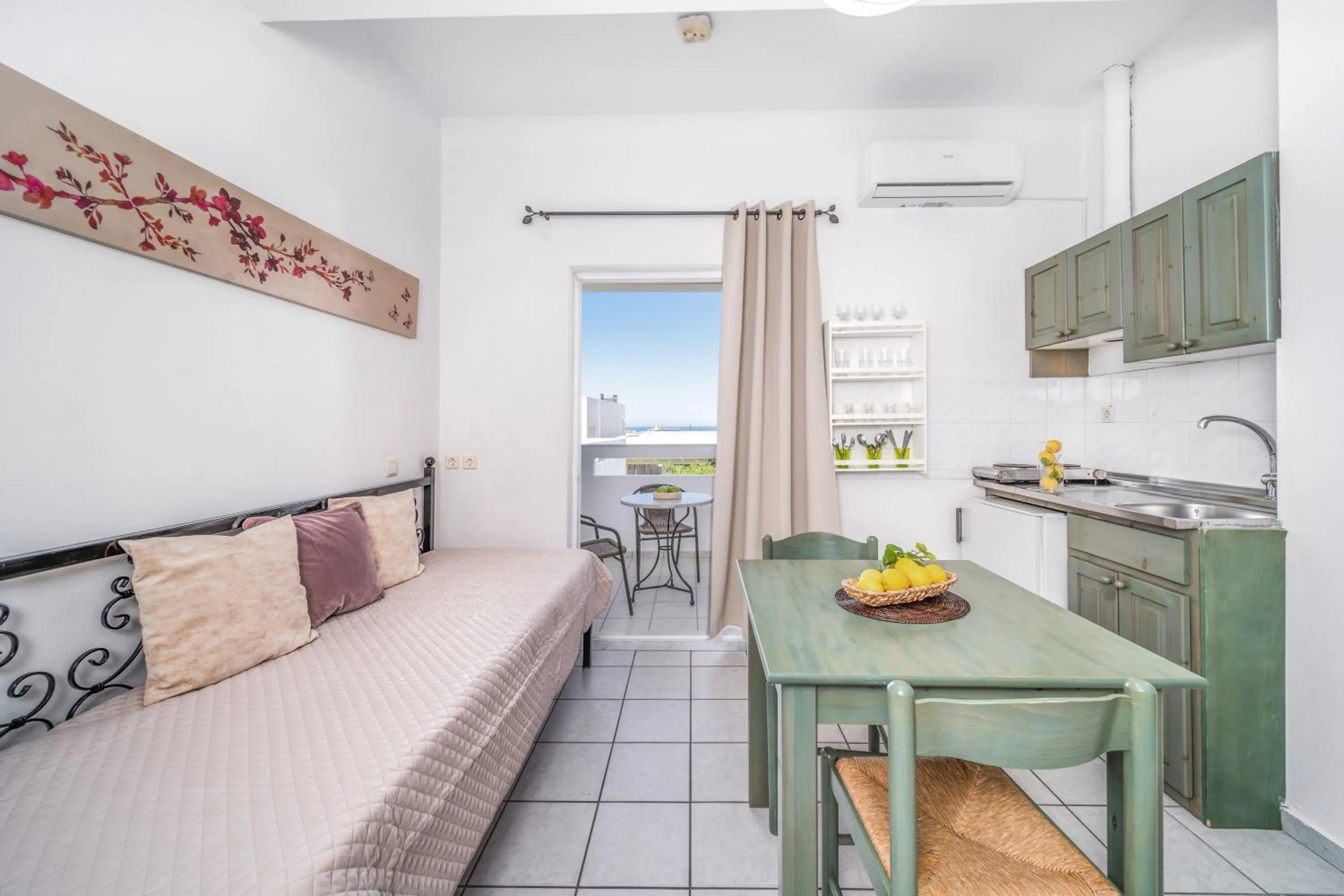 Kitchen or kitchenette in Maria Rousse