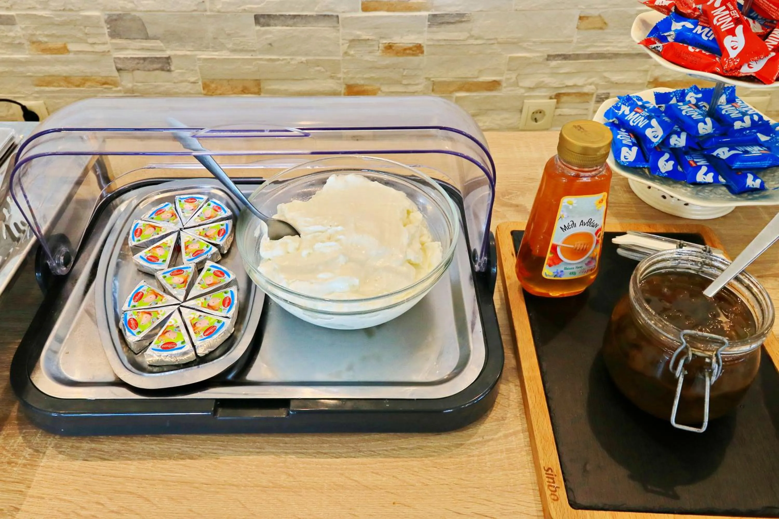 Buffet breakfast in Maria Rousse