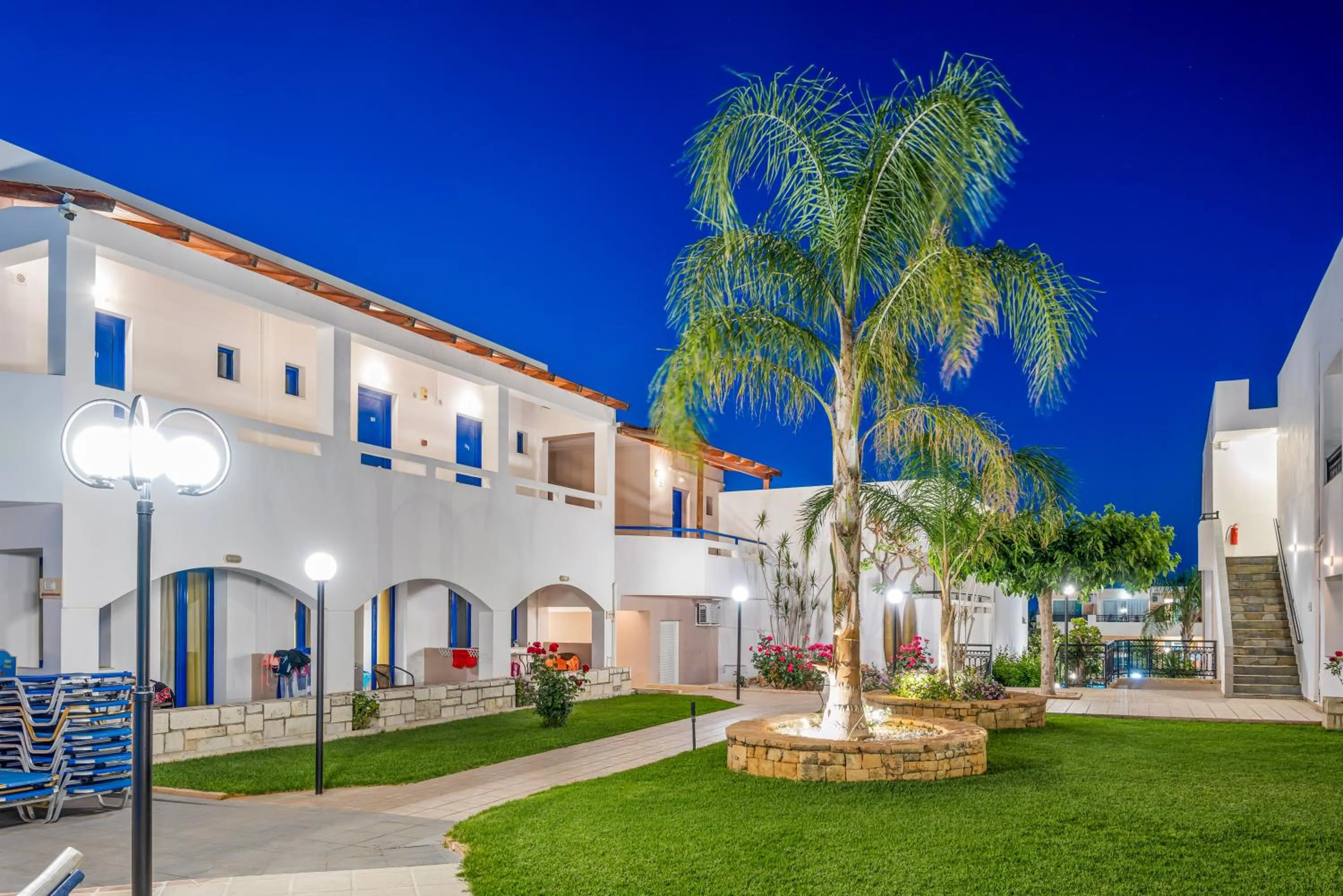 Property building in Maria Rousse