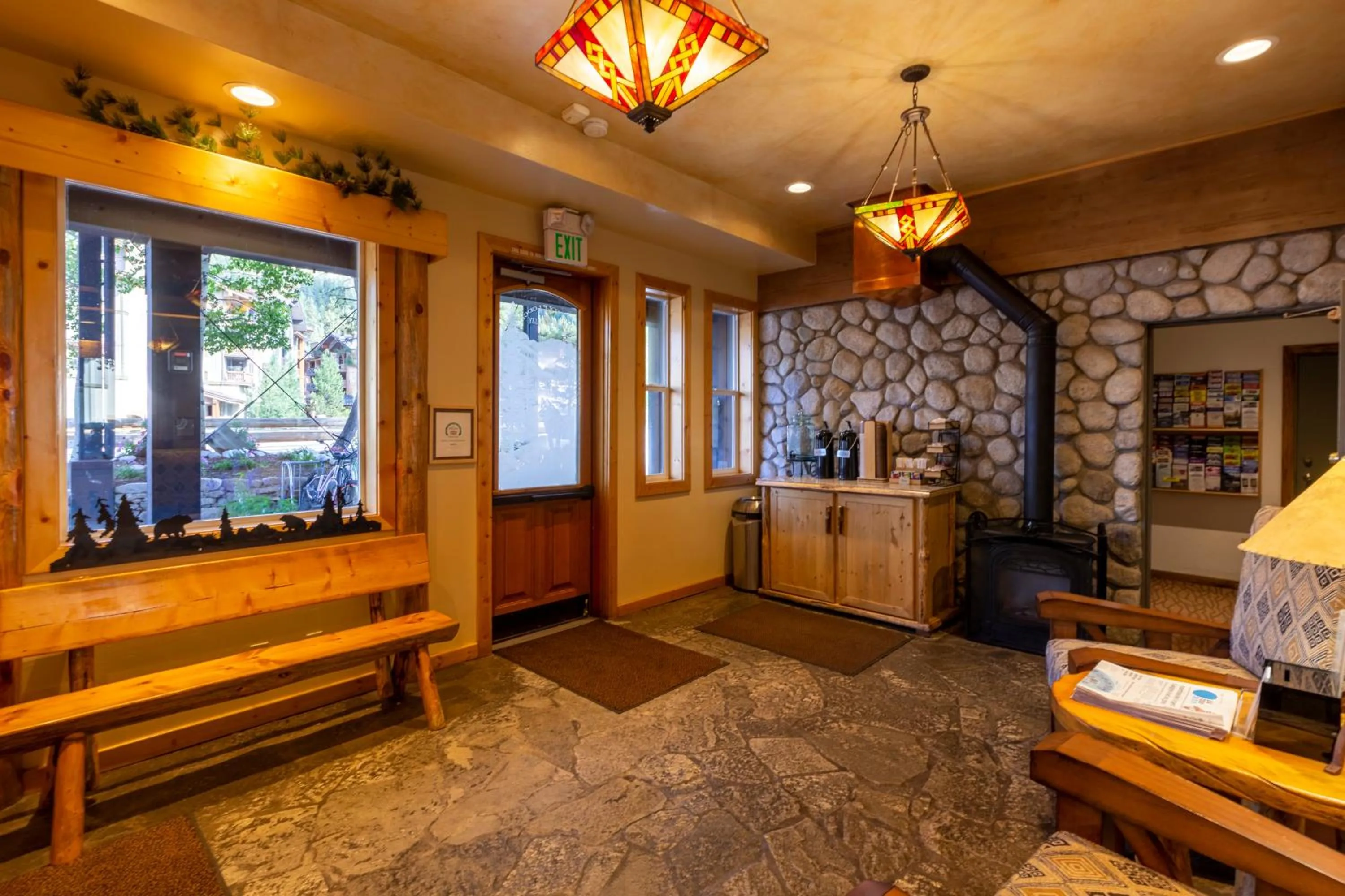 Lobby or reception in Red Wolf Lodge at Olympic Valley