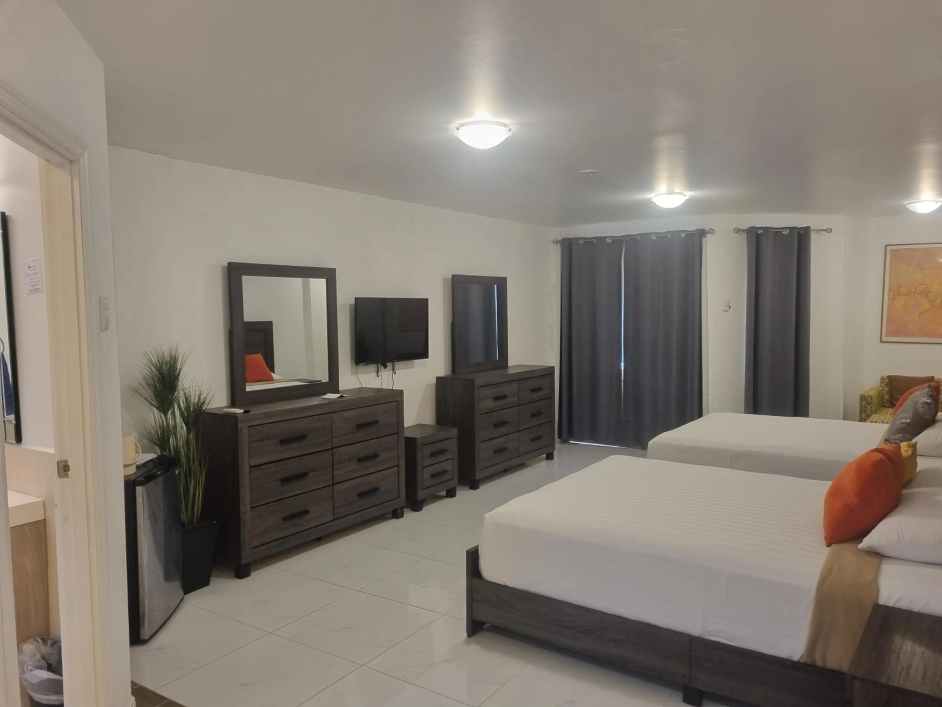 Bed in Hotel Normandie Limited