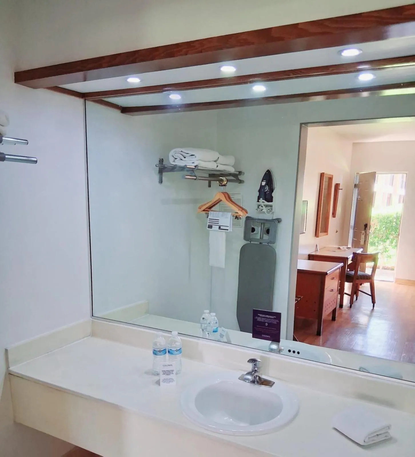 Bathroom in Hotel Colonial Mexicali