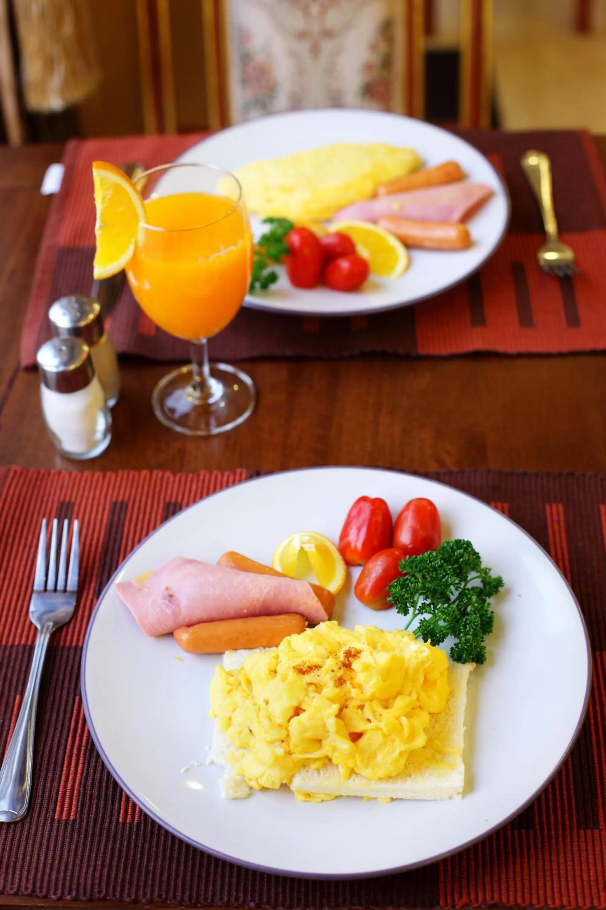 Food in Victoria Nimman Hotel